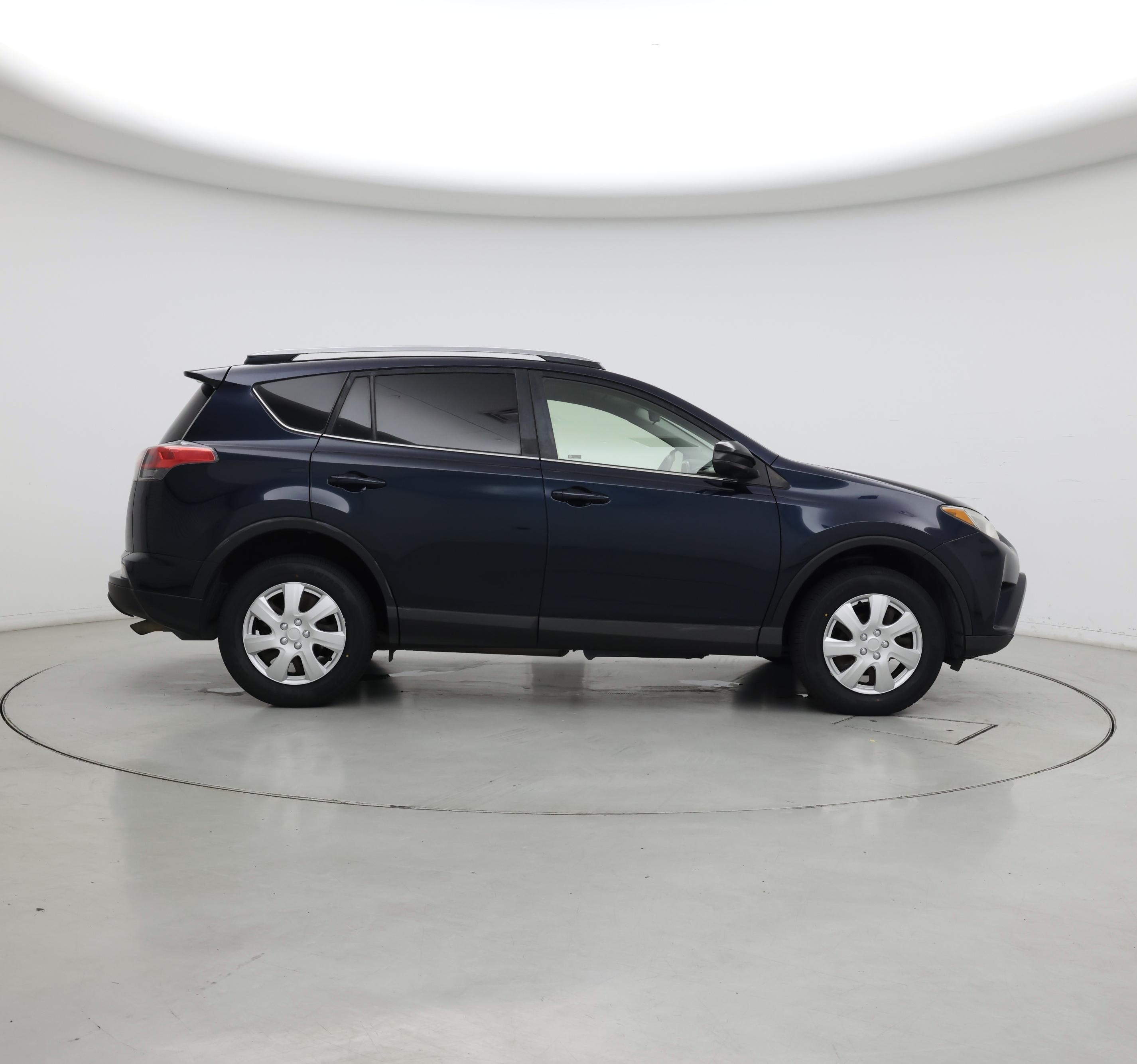 Thumbnail: 2017 Toyota RAV4 - 7