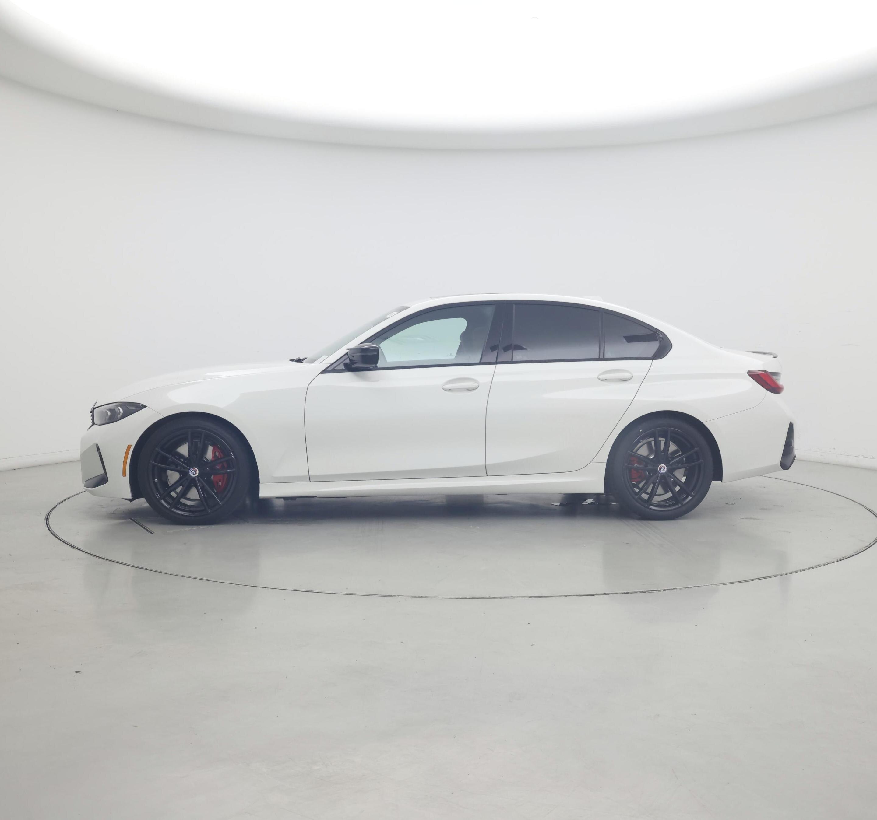 Thumbnail: 2023 BMW 3 Series - 3