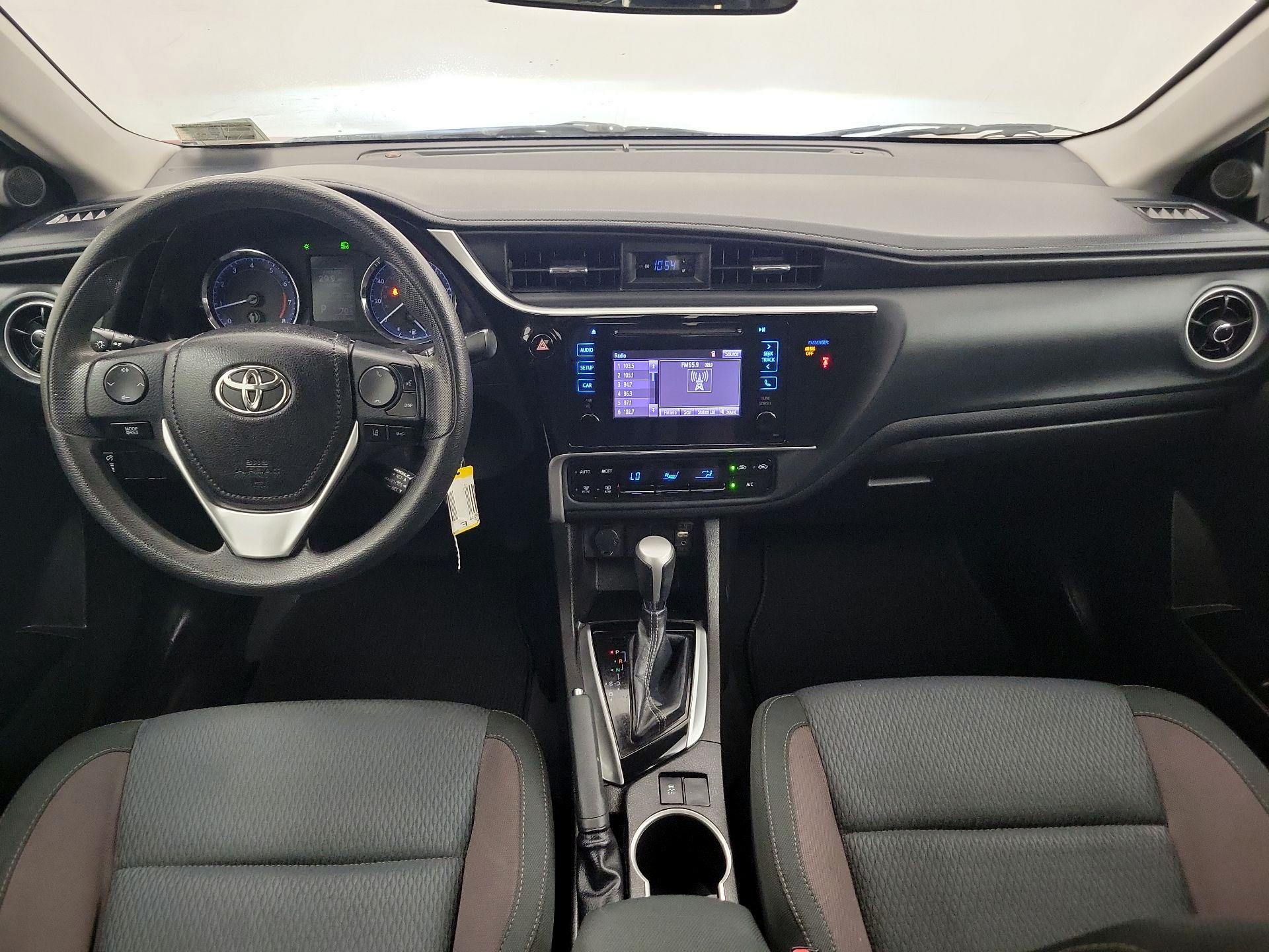 Thumbnail: 2018 Toyota Corolla - 9