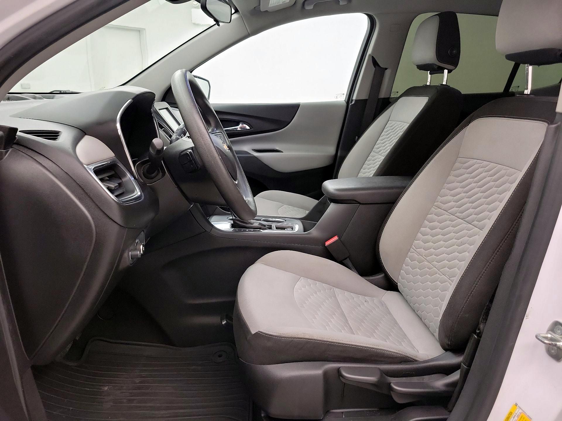 Thumbnail: 2018 Chevrolet Equinox - 11