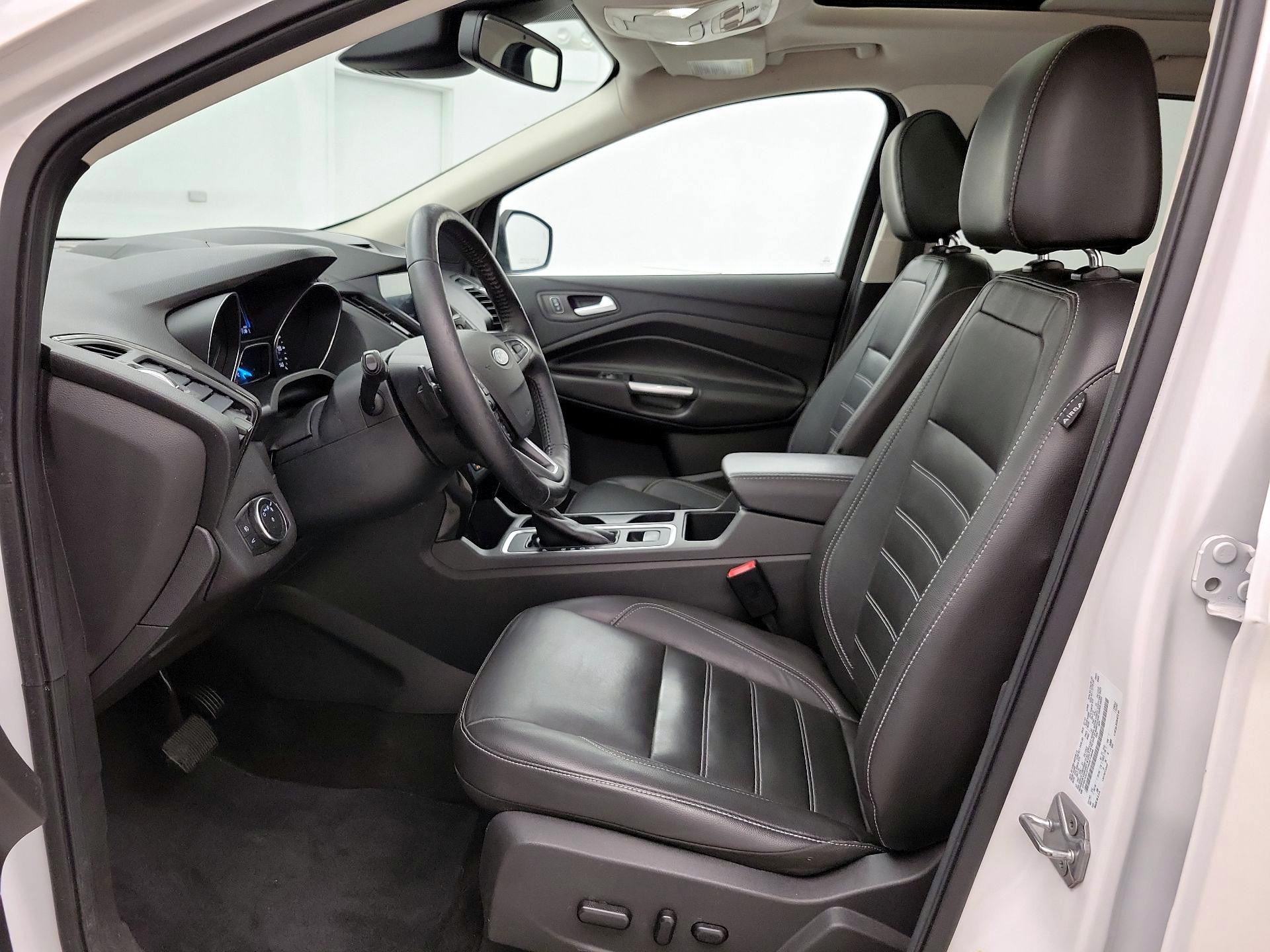Thumbnail: 2017 Ford Escape - 11