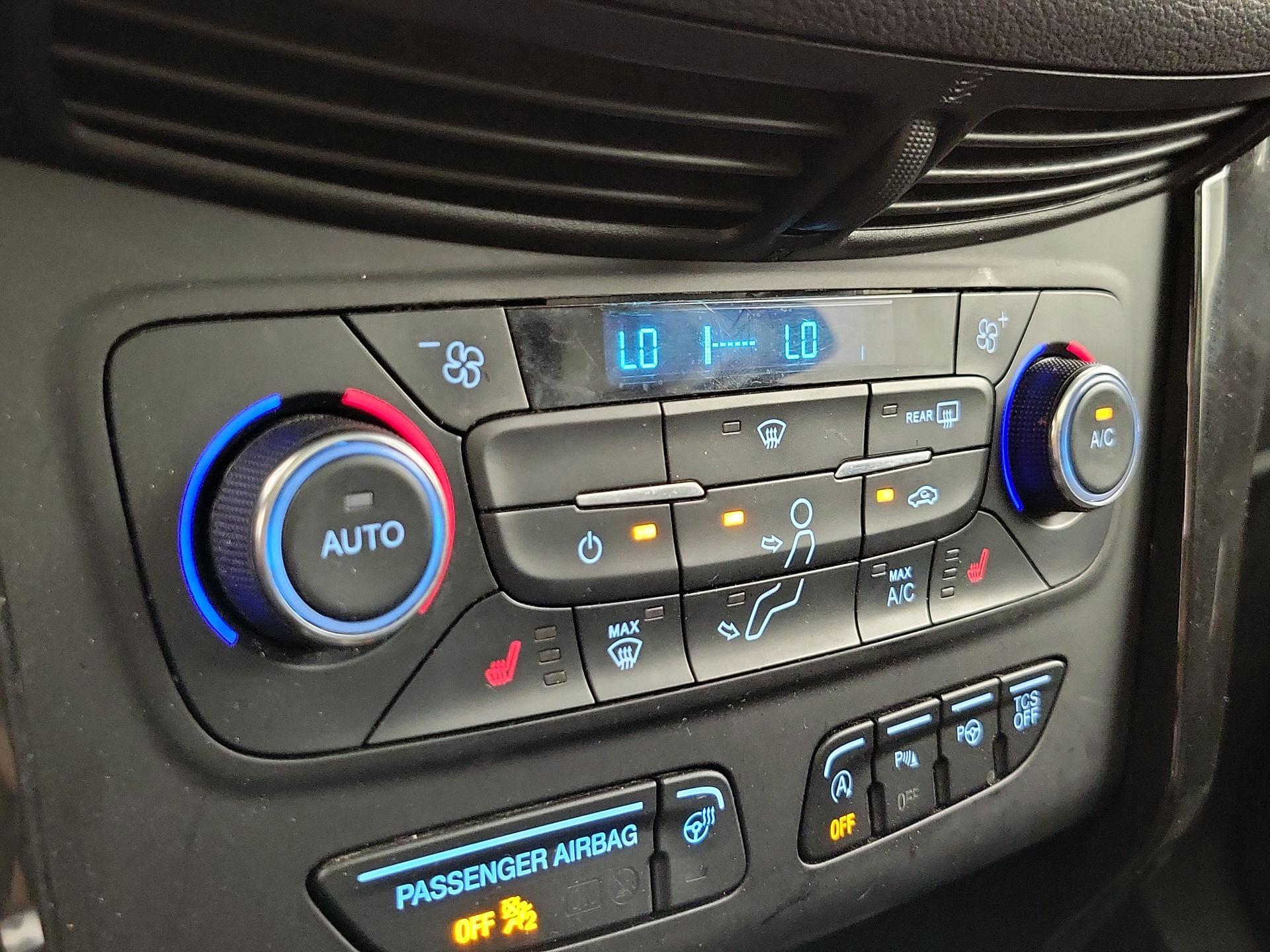 Thumbnail: 2017 Ford Escape - 17