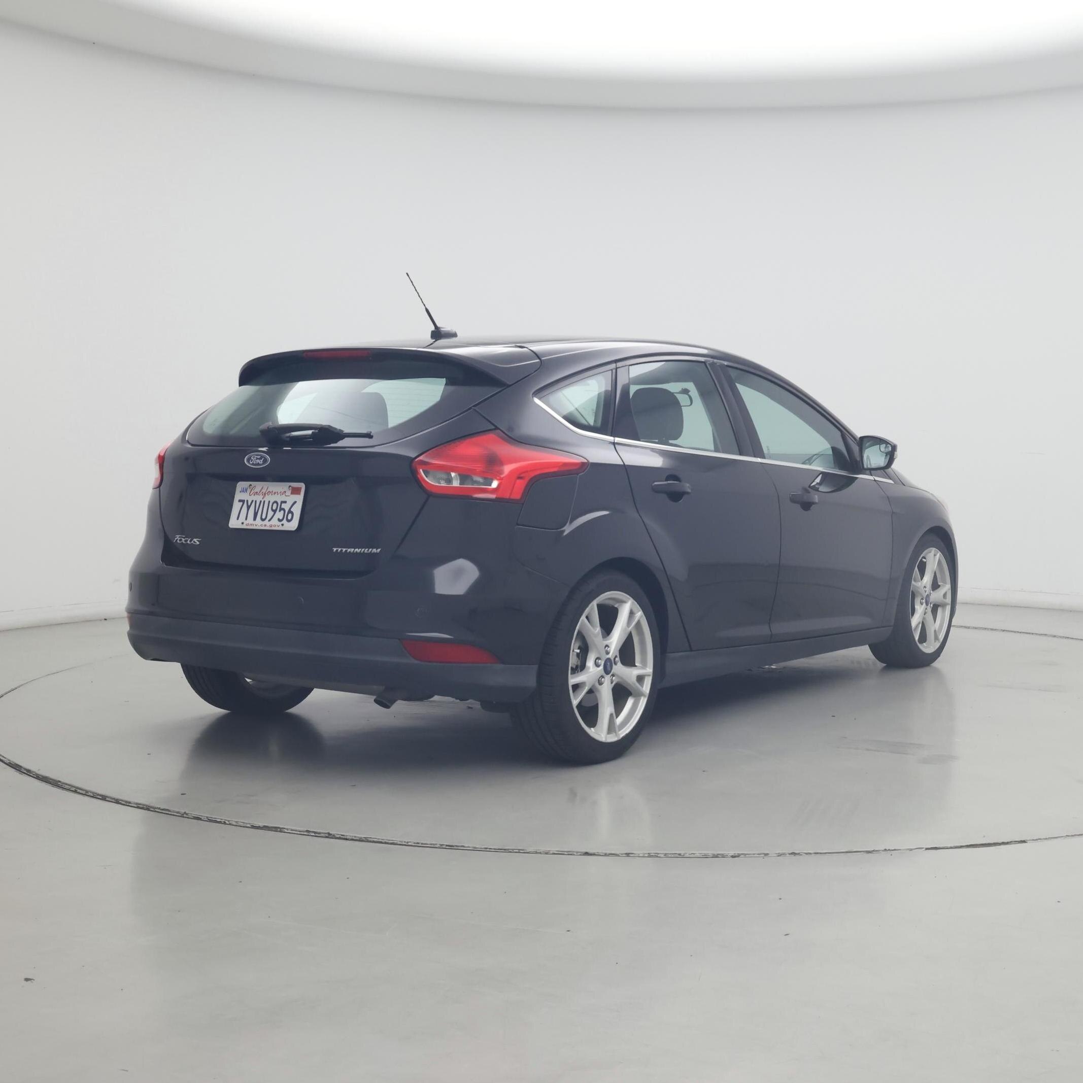 Thumbnail: 2015 Ford Focus - 8