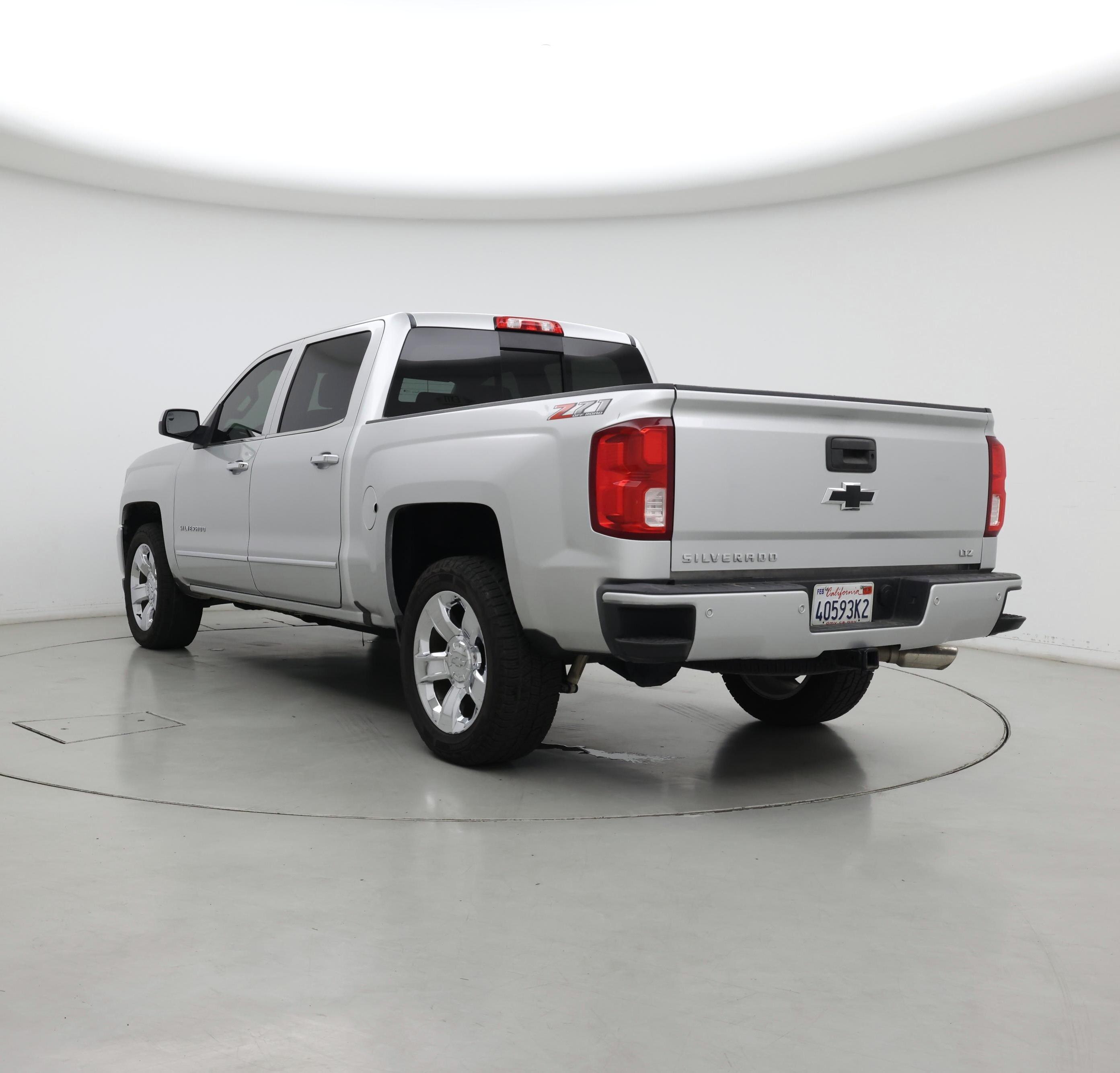 Thumbnail: 2018 Chevrolet Silverado 1500 - 2