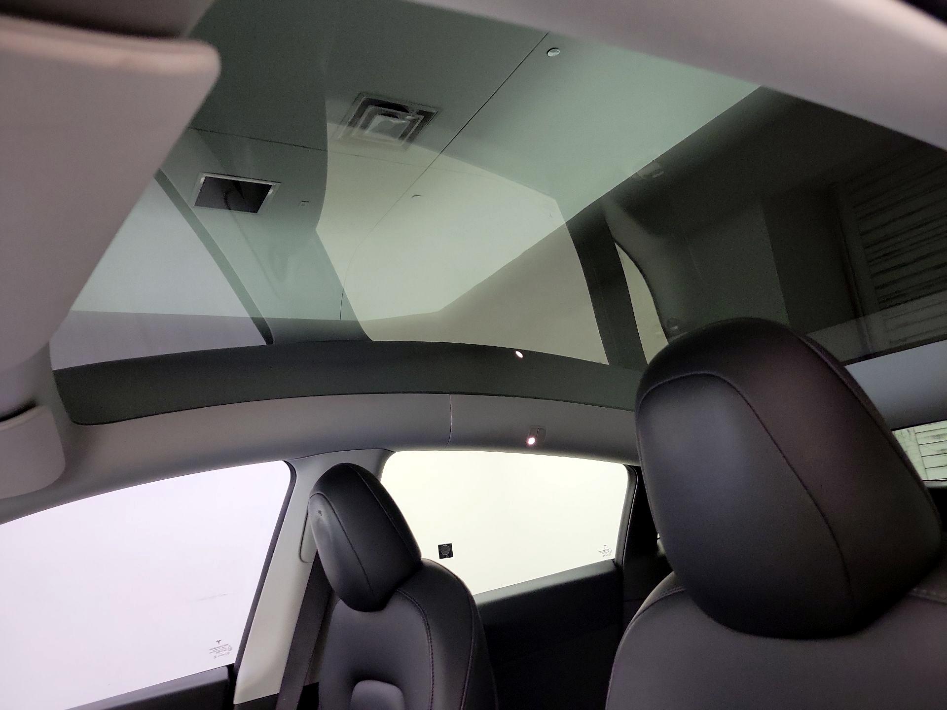 Thumbnail: 2021 Tesla Model Y - 18