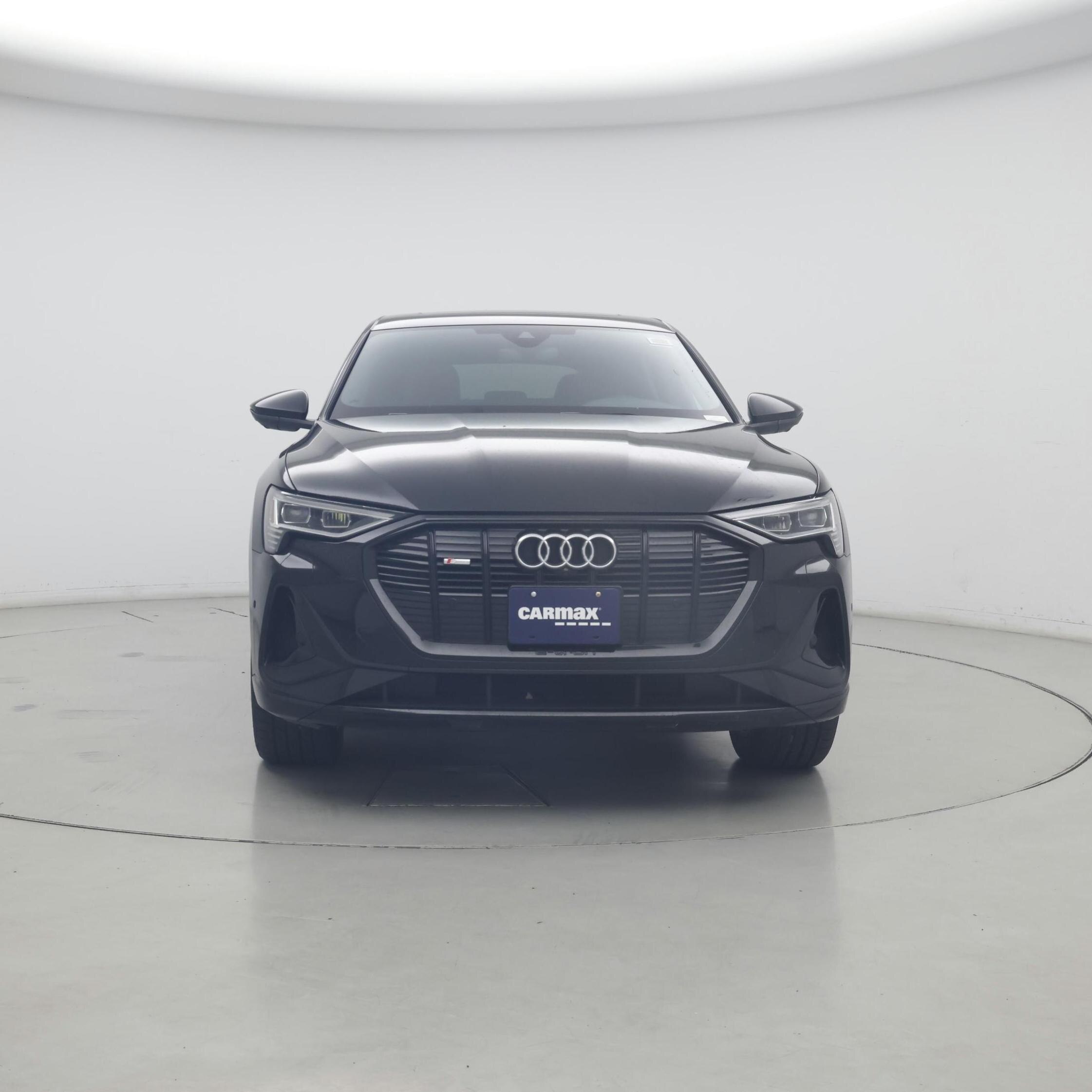 Thumbnail: 2022 Audi e-tron S - 5