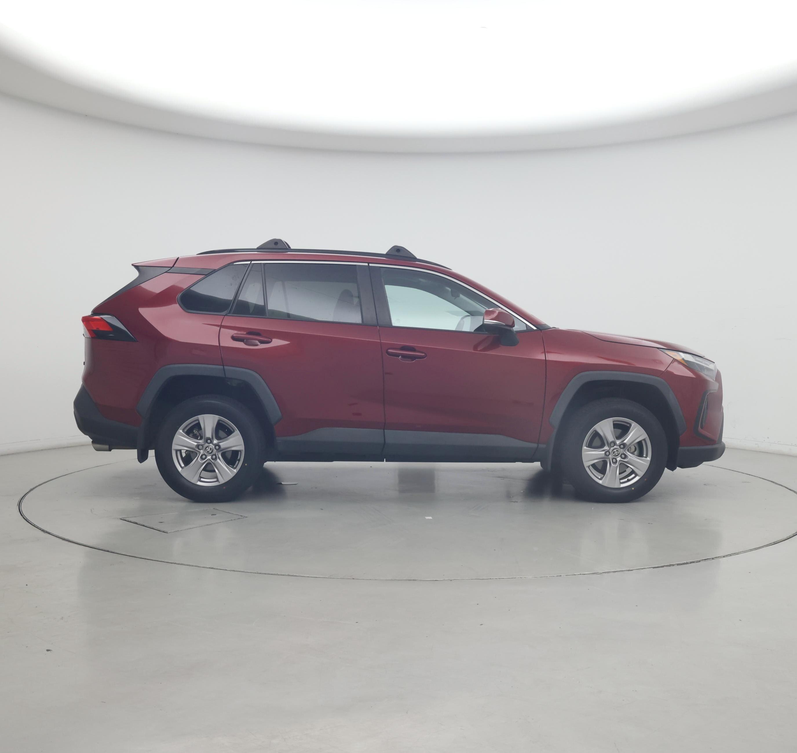 Thumbnail: 2022 Toyota RAV4 - 7