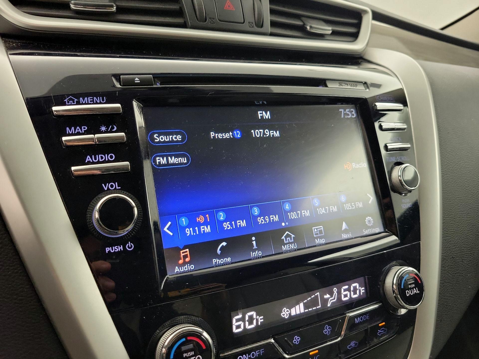 Thumbnail: 2017 Nissan Murano - 16