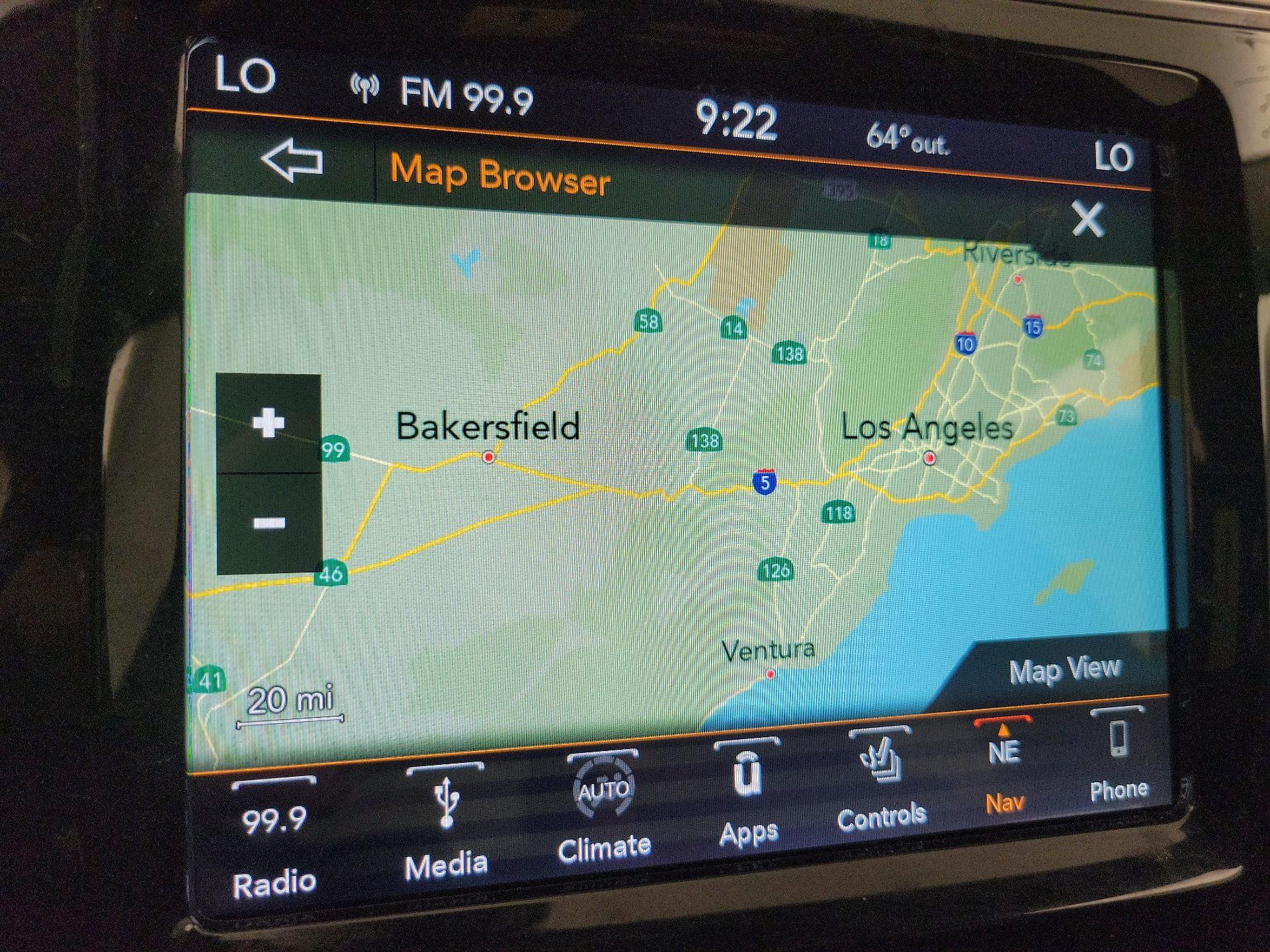 Thumbnail: 2019 Jeep Cherokee - 14