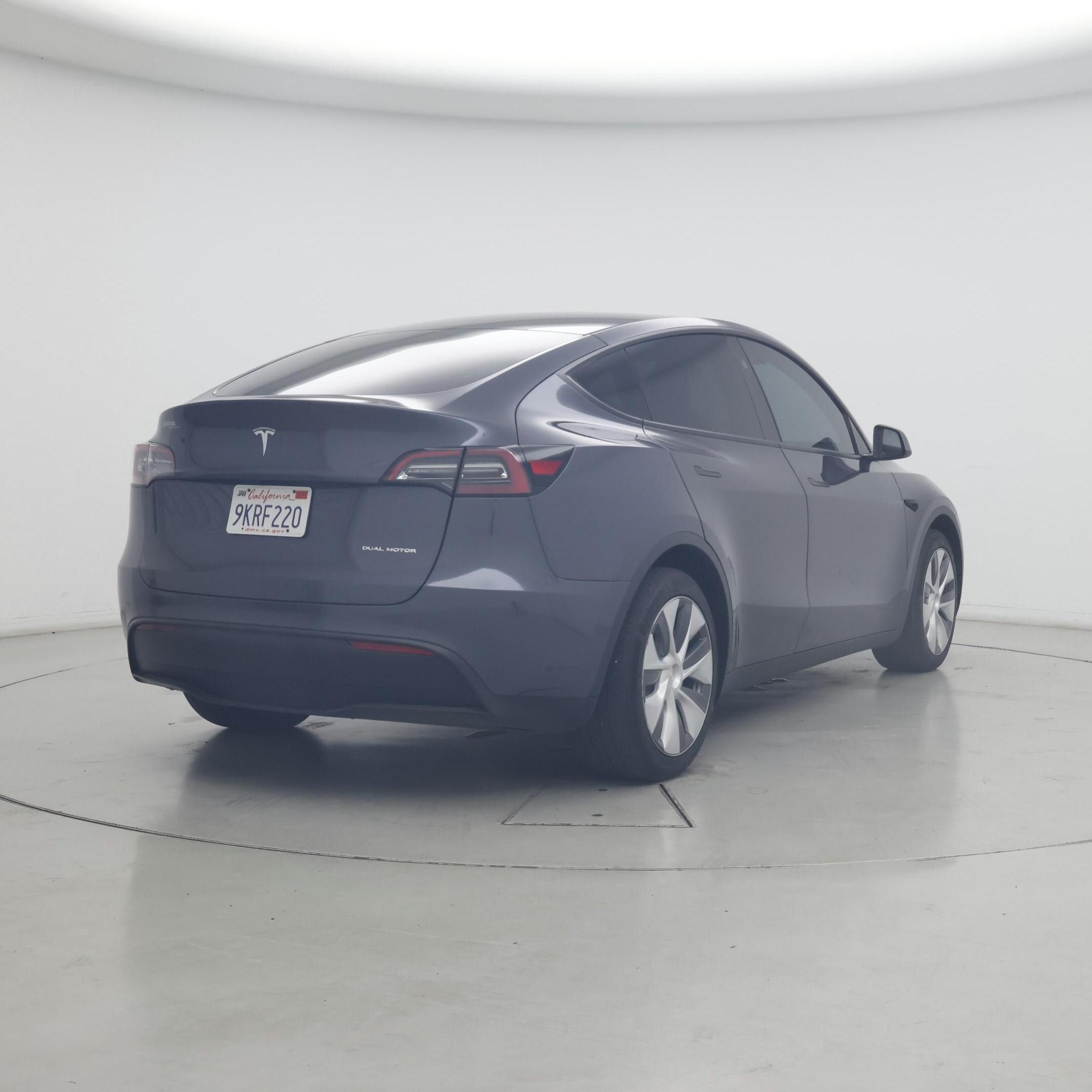 Thumbnail: 2023 Tesla Model Y - 8