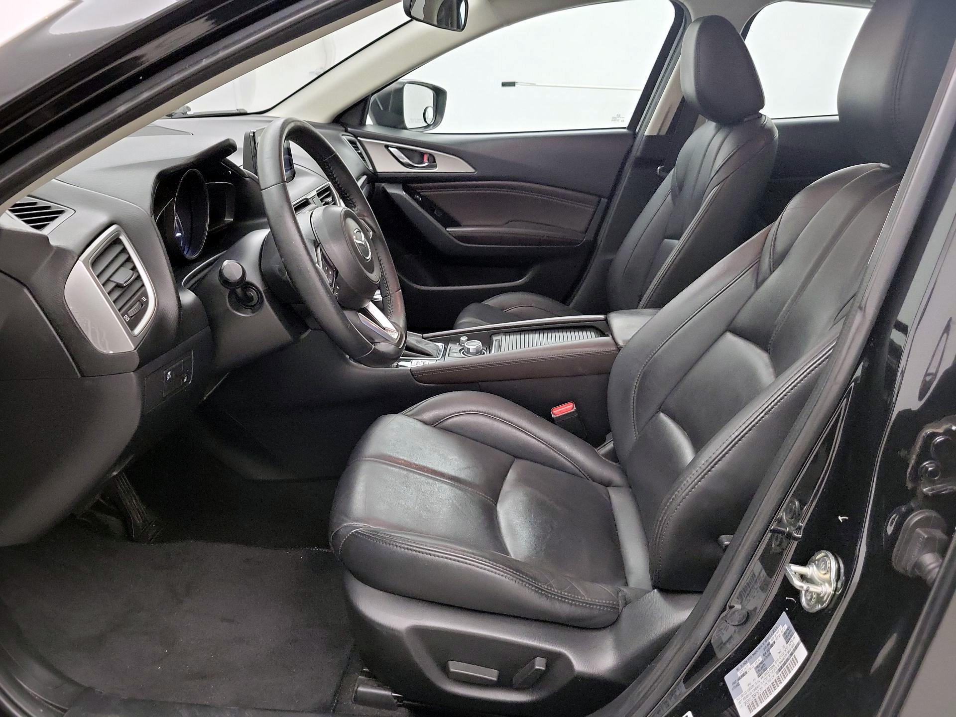 Thumbnail: 2017 Mazda Mazda3 - 11