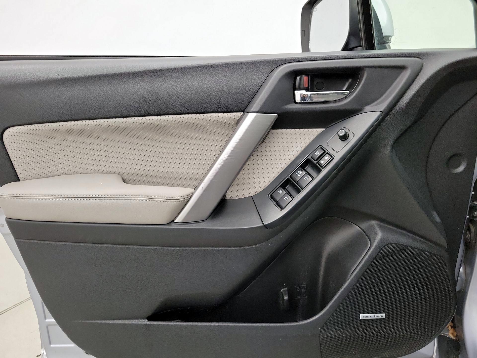 Thumbnail: 2015 Subaru Forester - 12