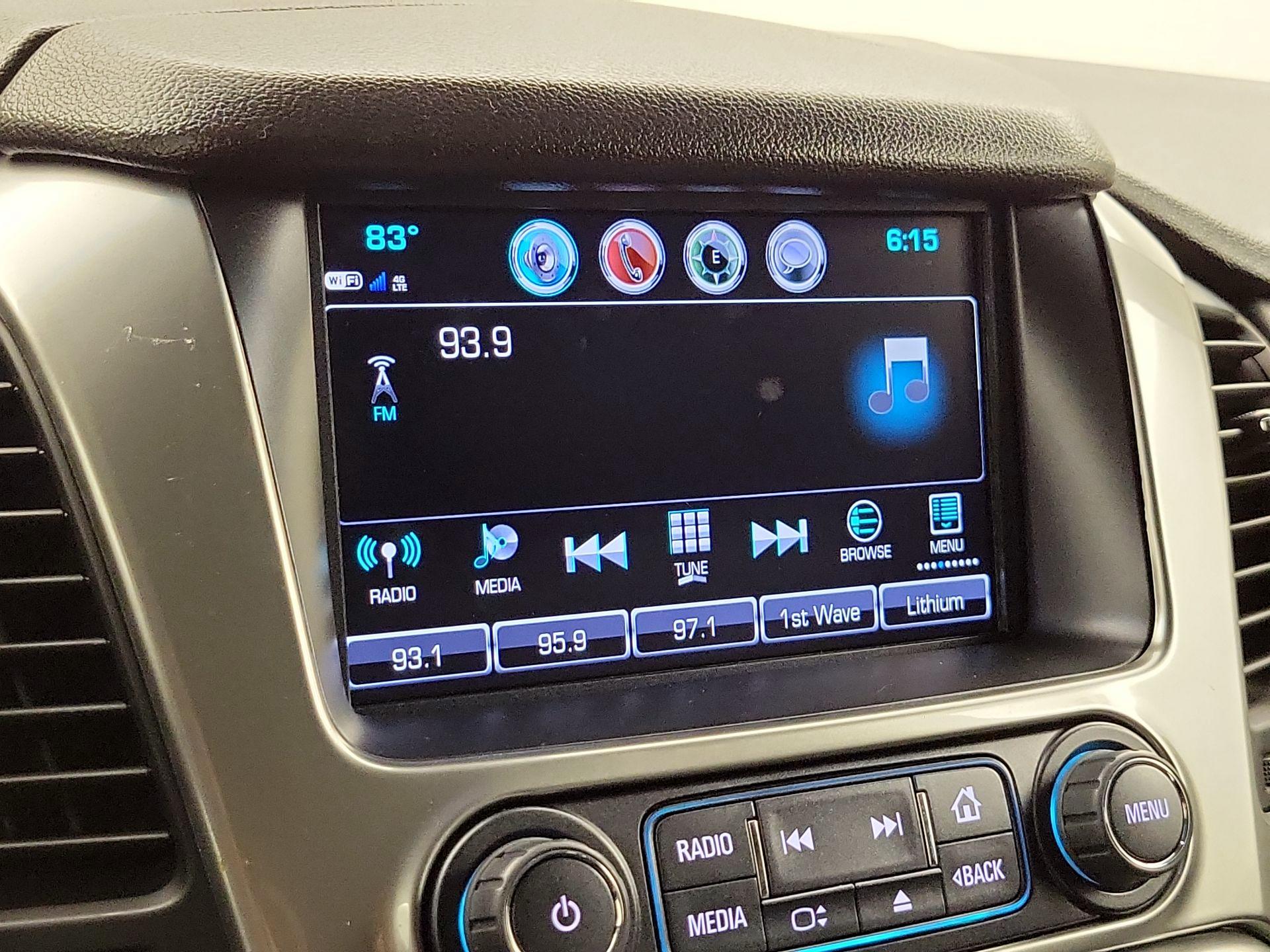 Thumbnail: 2018 Chevrolet Suburban - 15