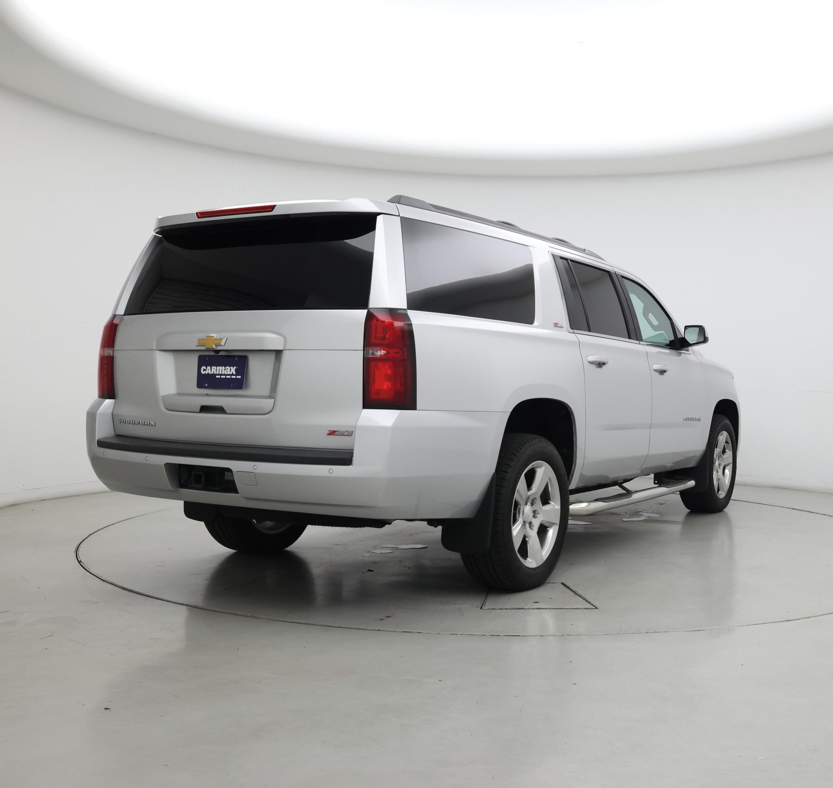 Thumbnail: 2018 Chevrolet Suburban - 8