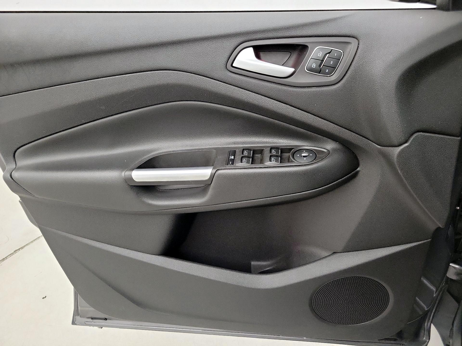 Thumbnail: 2014 Ford Escape - 12