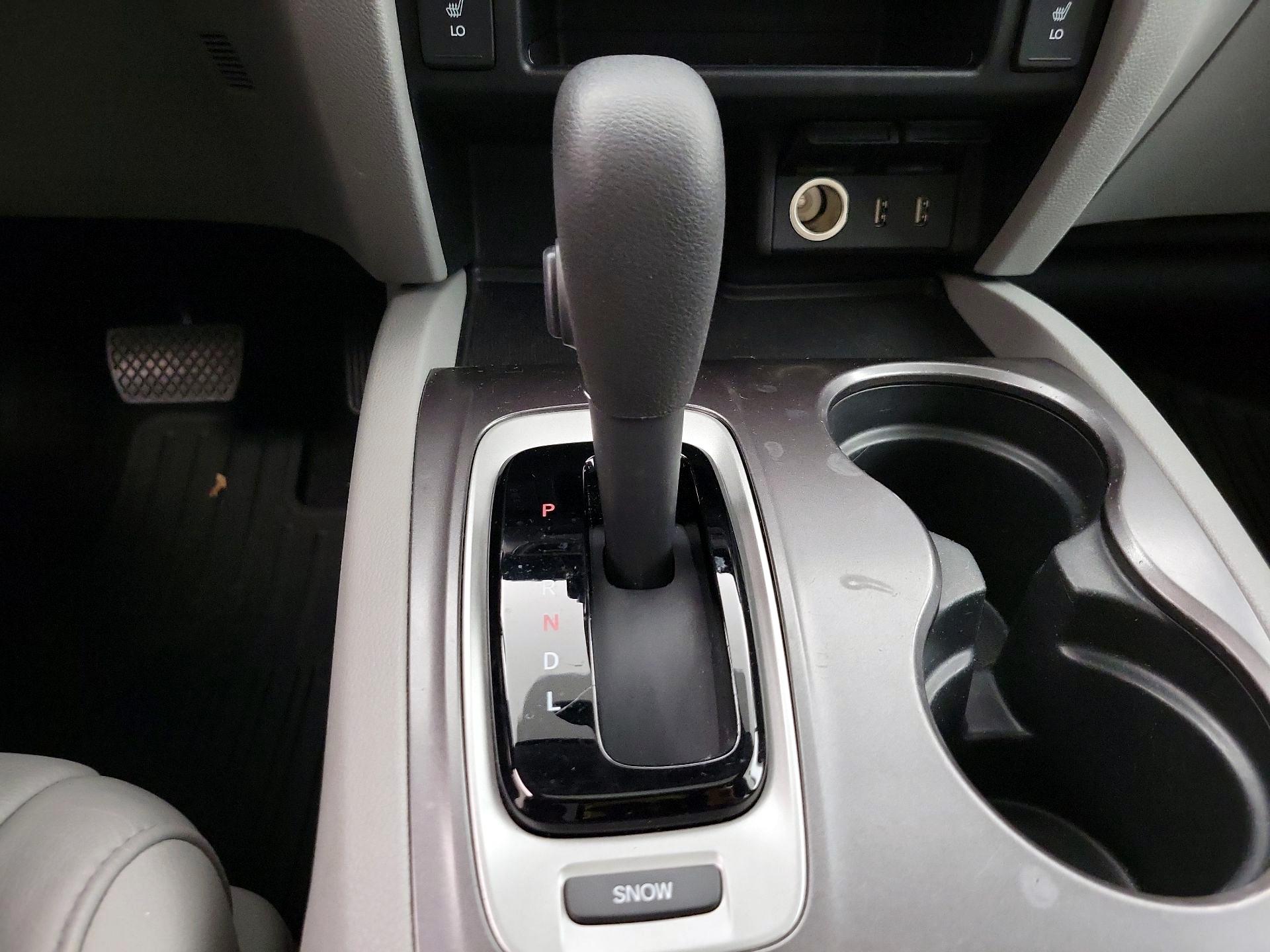 Thumbnail: 2016 Honda Pilot - 18