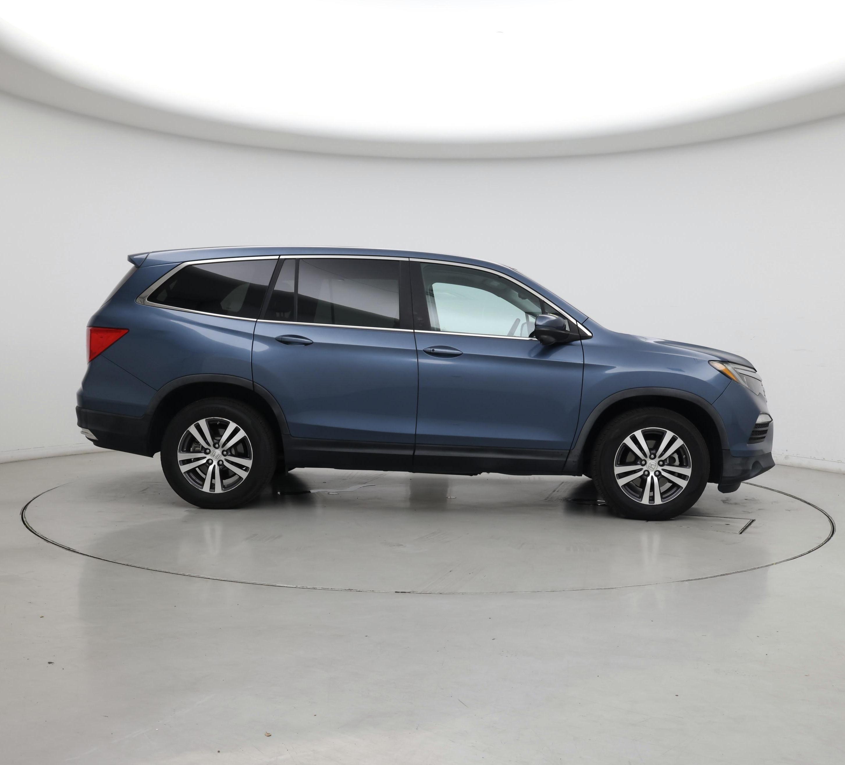Thumbnail: 2016 Honda Pilot - 7