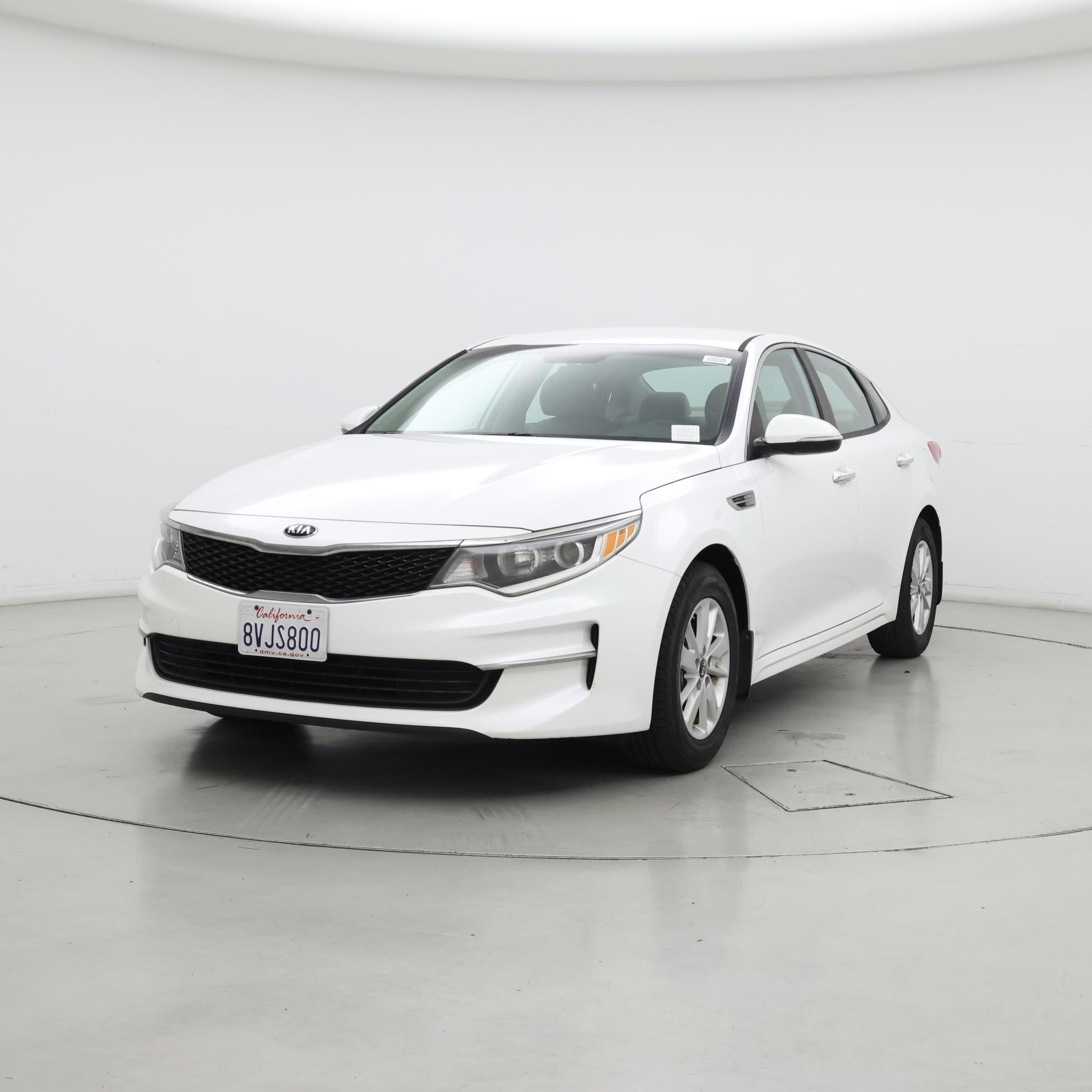 Thumbnail: 2016 Kia Optima - 4