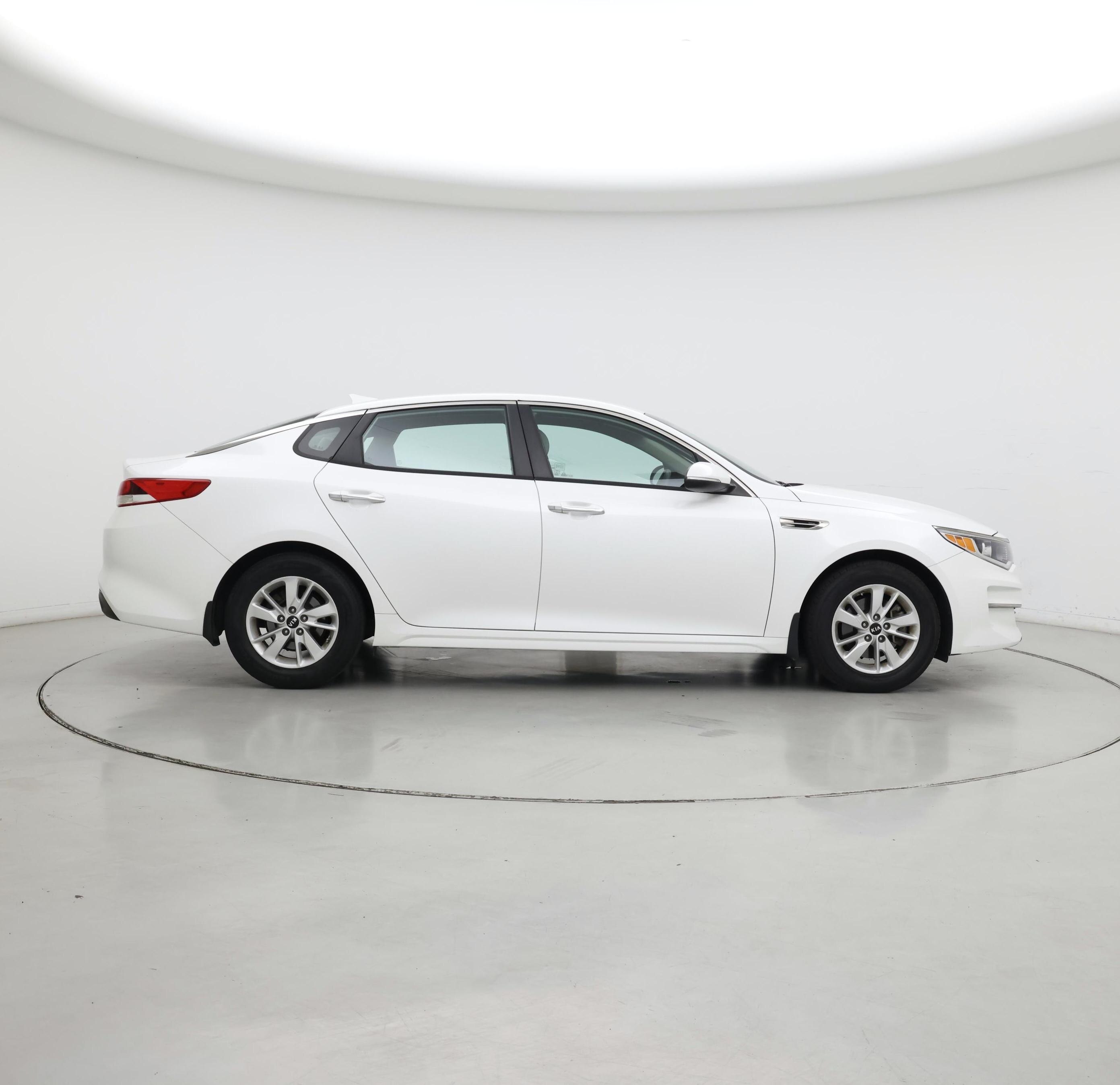 Thumbnail: 2016 Kia Optima - 7