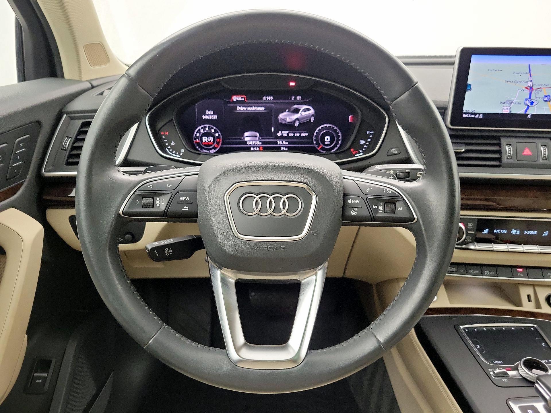 Thumbnail: 2019 Audi Q5 - 10