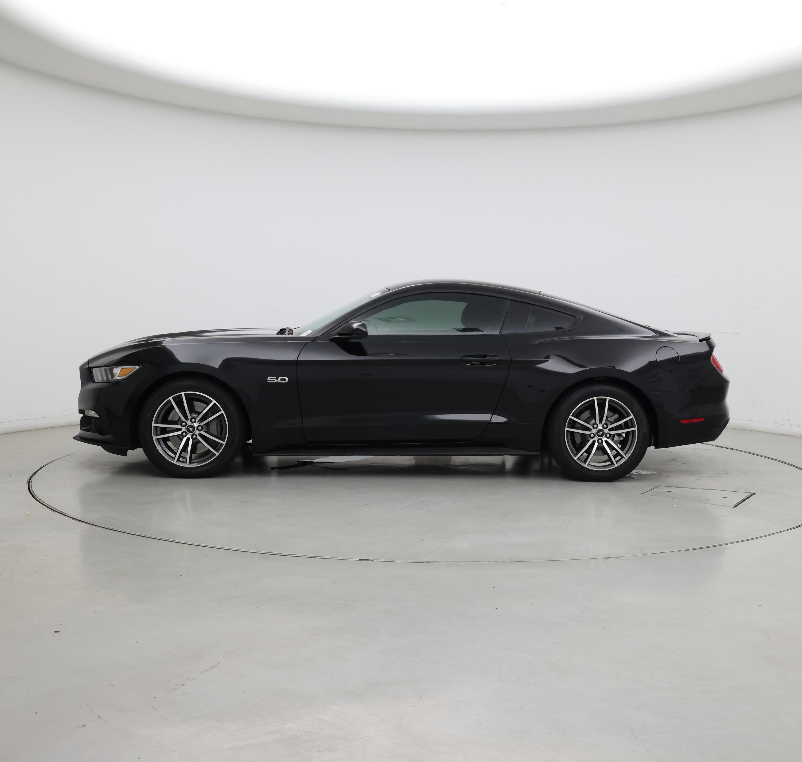 Thumbnail: 2017 Ford Mustang - 3
