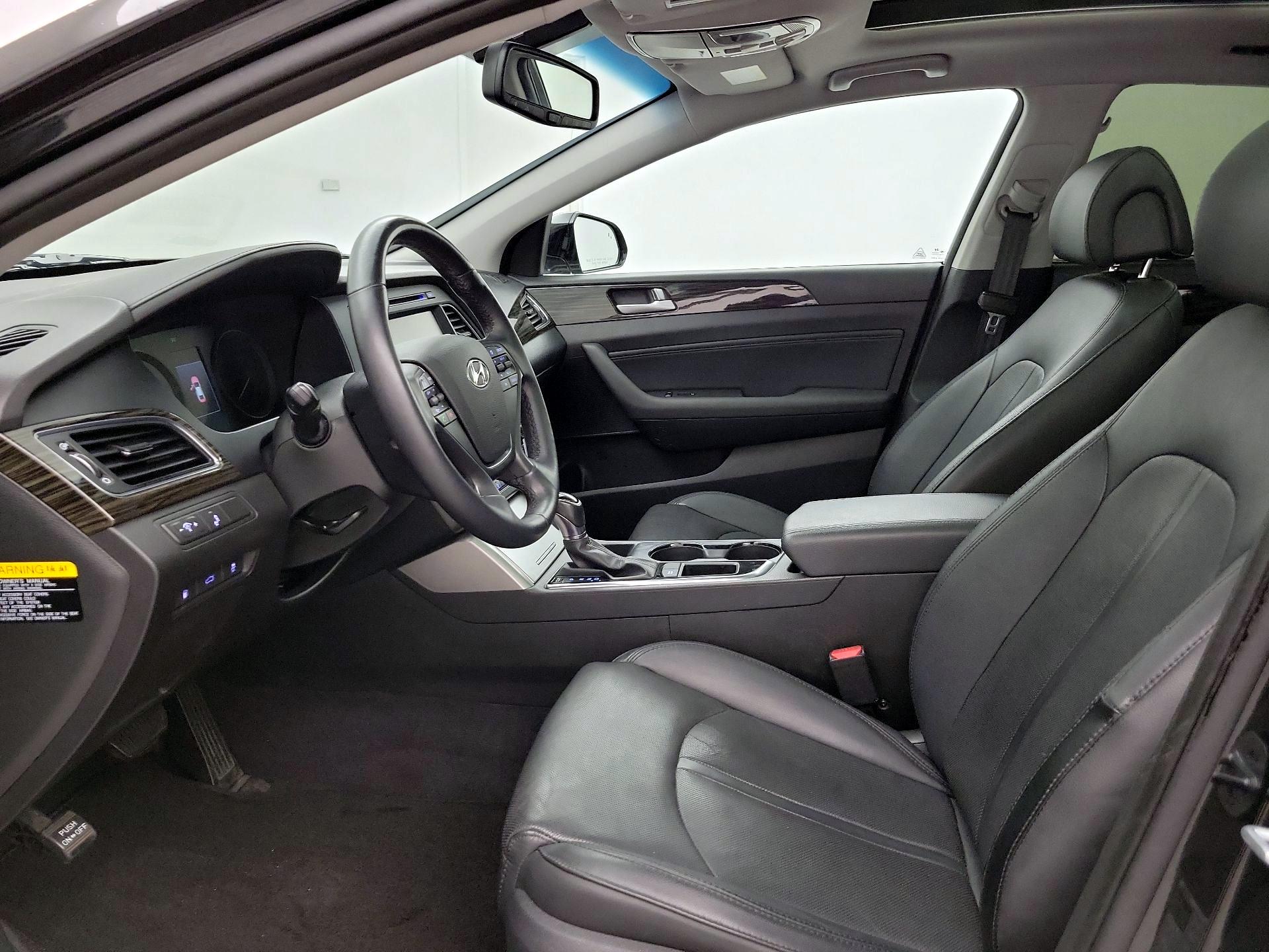 Thumbnail: 2016 Hyundai Sonata - 11