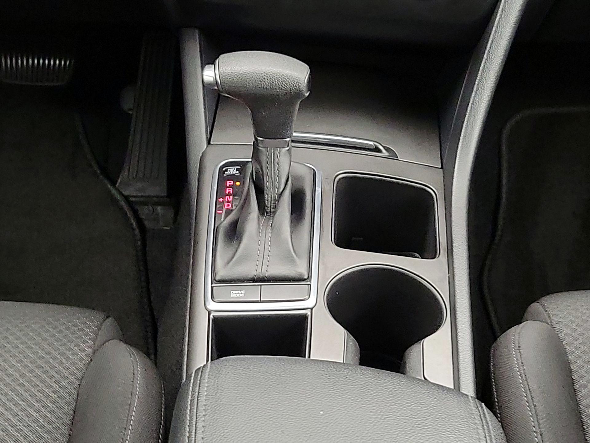 Thumbnail: 2016 Kia Optima - 17