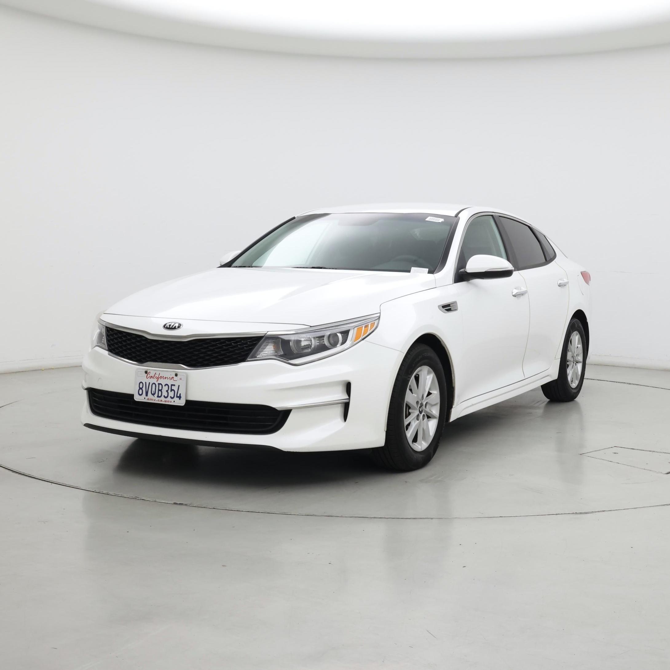 Thumbnail: 2016 Kia Optima - 4