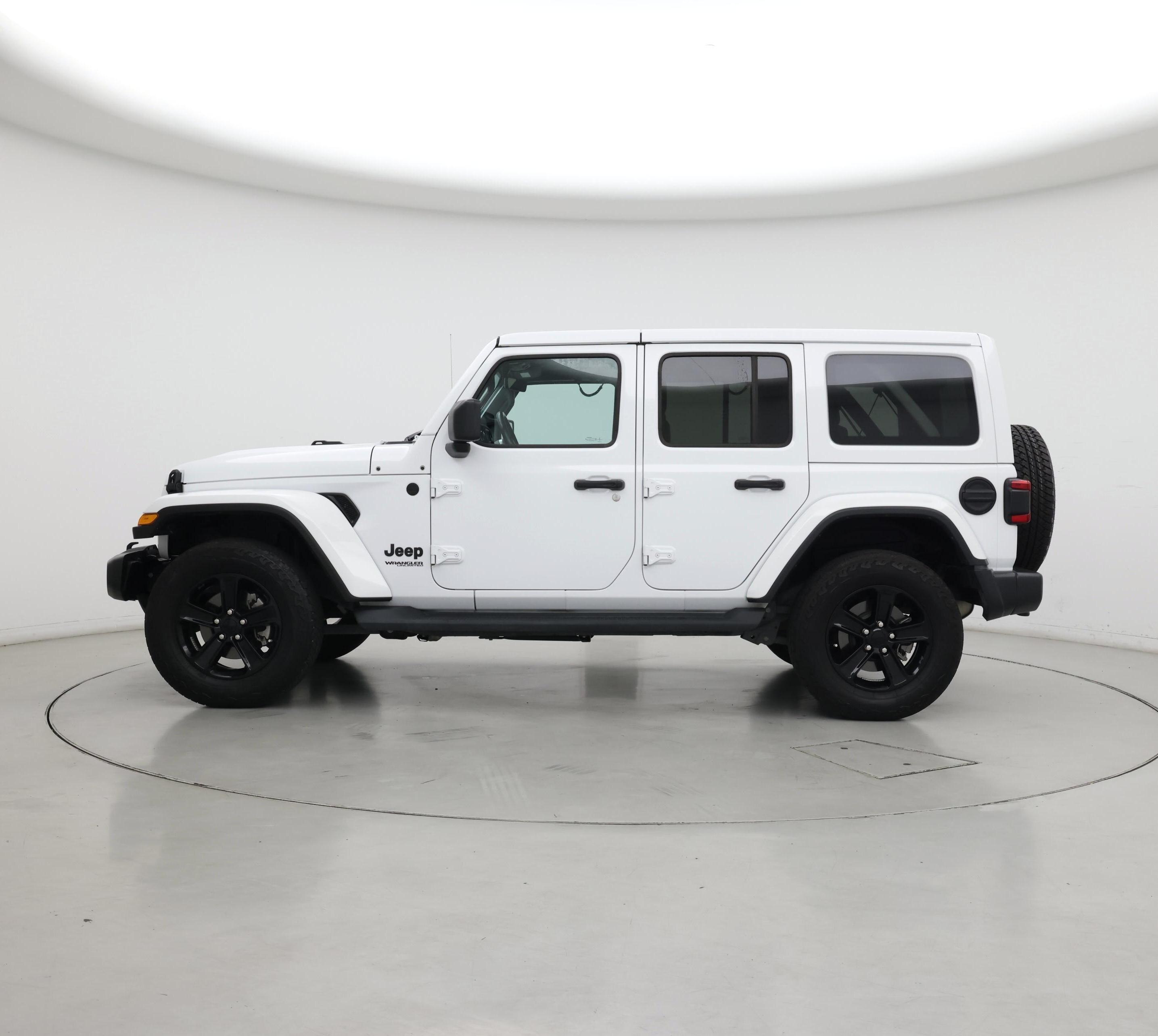 Thumbnail: 2022 Jeep Wrangler - 3