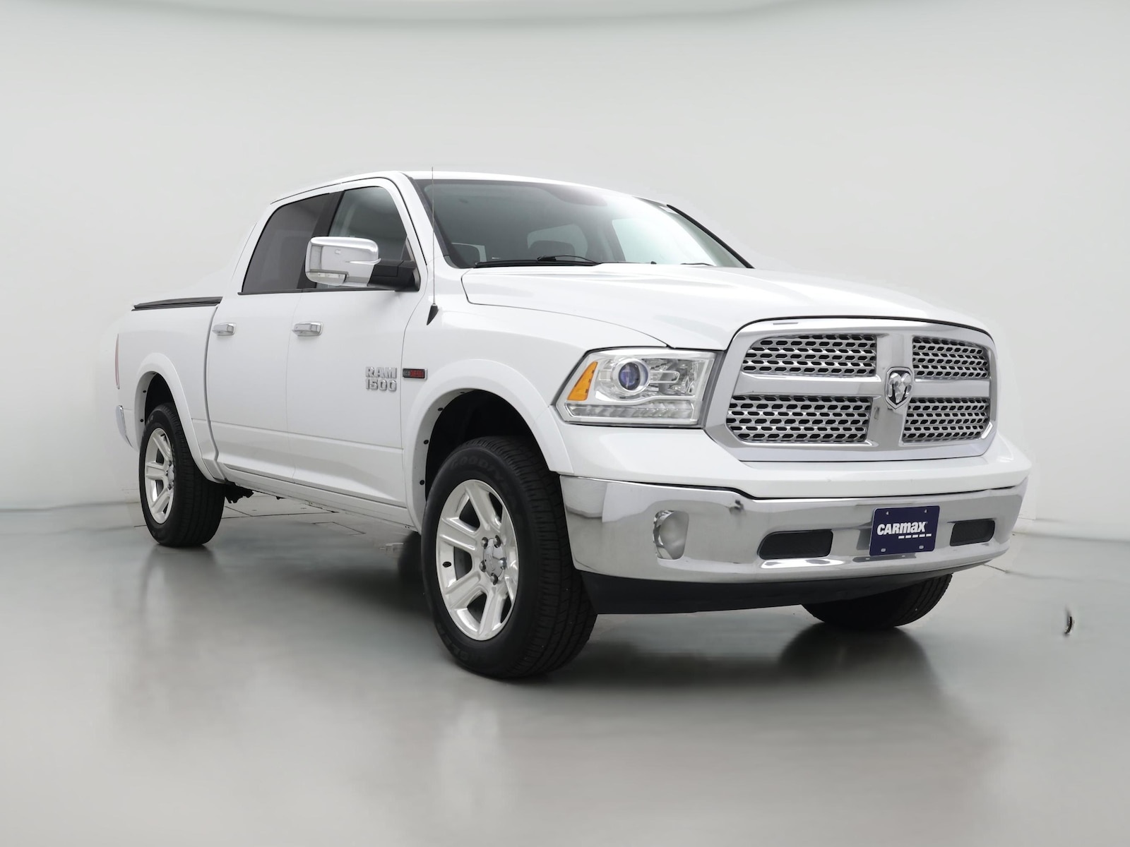 2016 RAM Ram 1500 Pickup Laramie