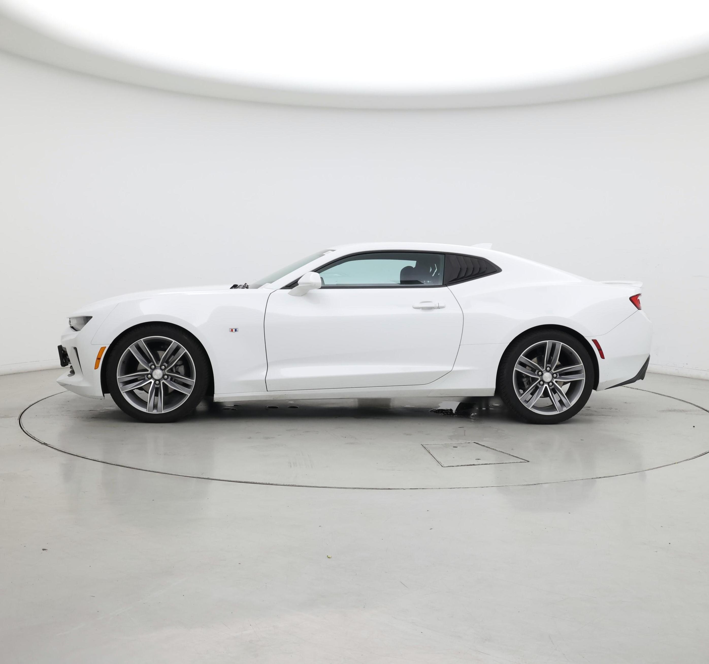 Thumbnail: 2016 Chevrolet Camaro - 3