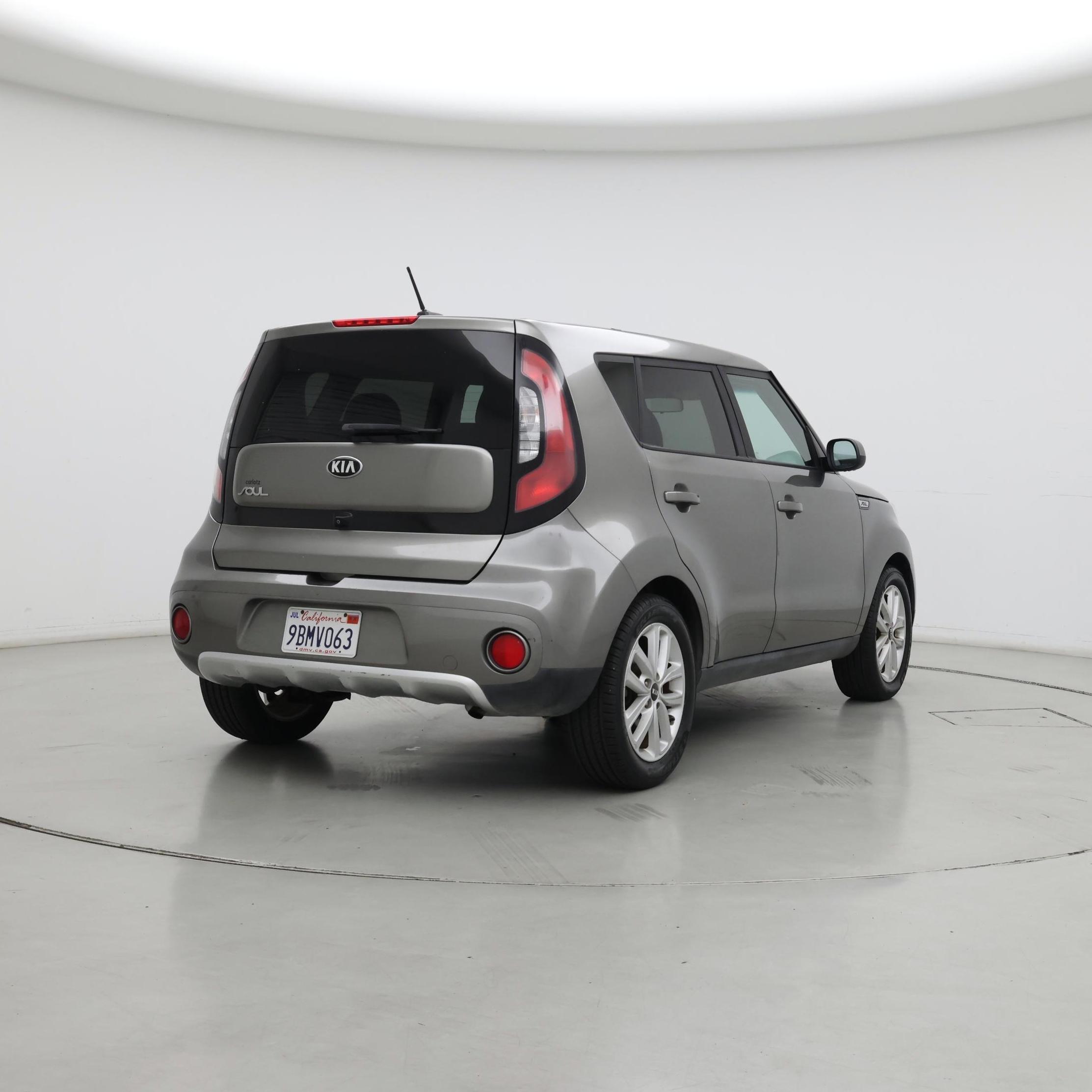 Thumbnail: 2018 Kia Soul - 8