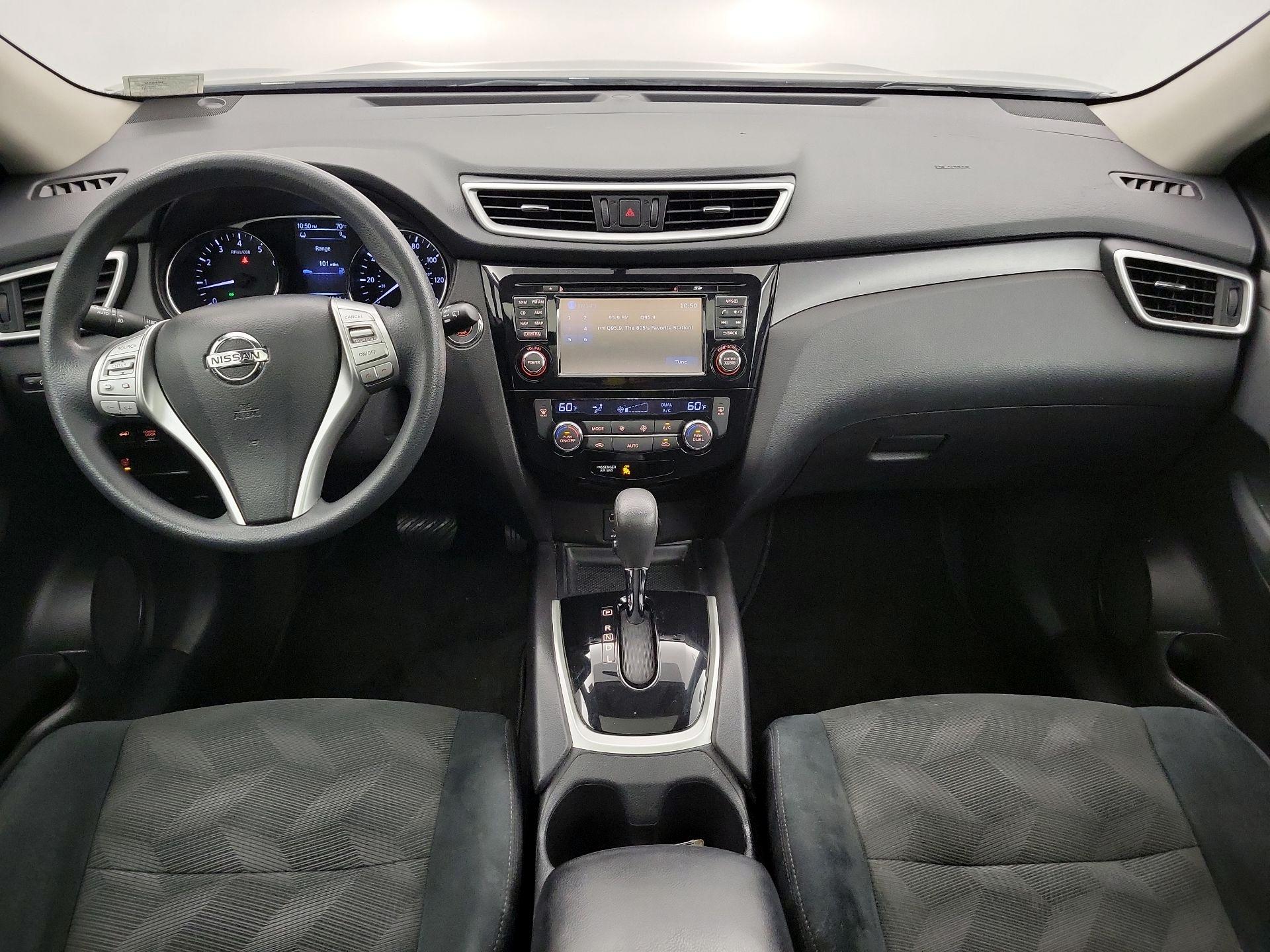 Thumbnail: 2015 Nissan Rogue - 9
