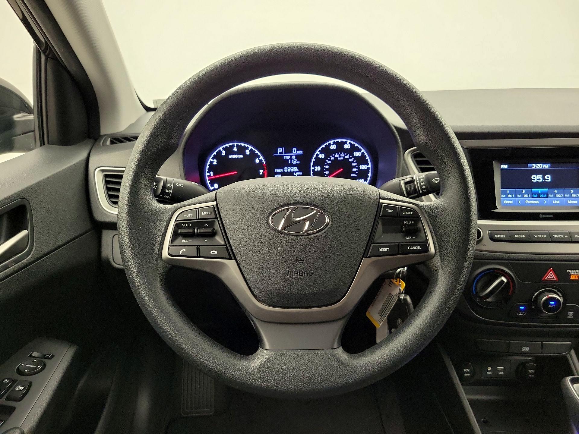 Thumbnail: 2019 Hyundai Accent - 10