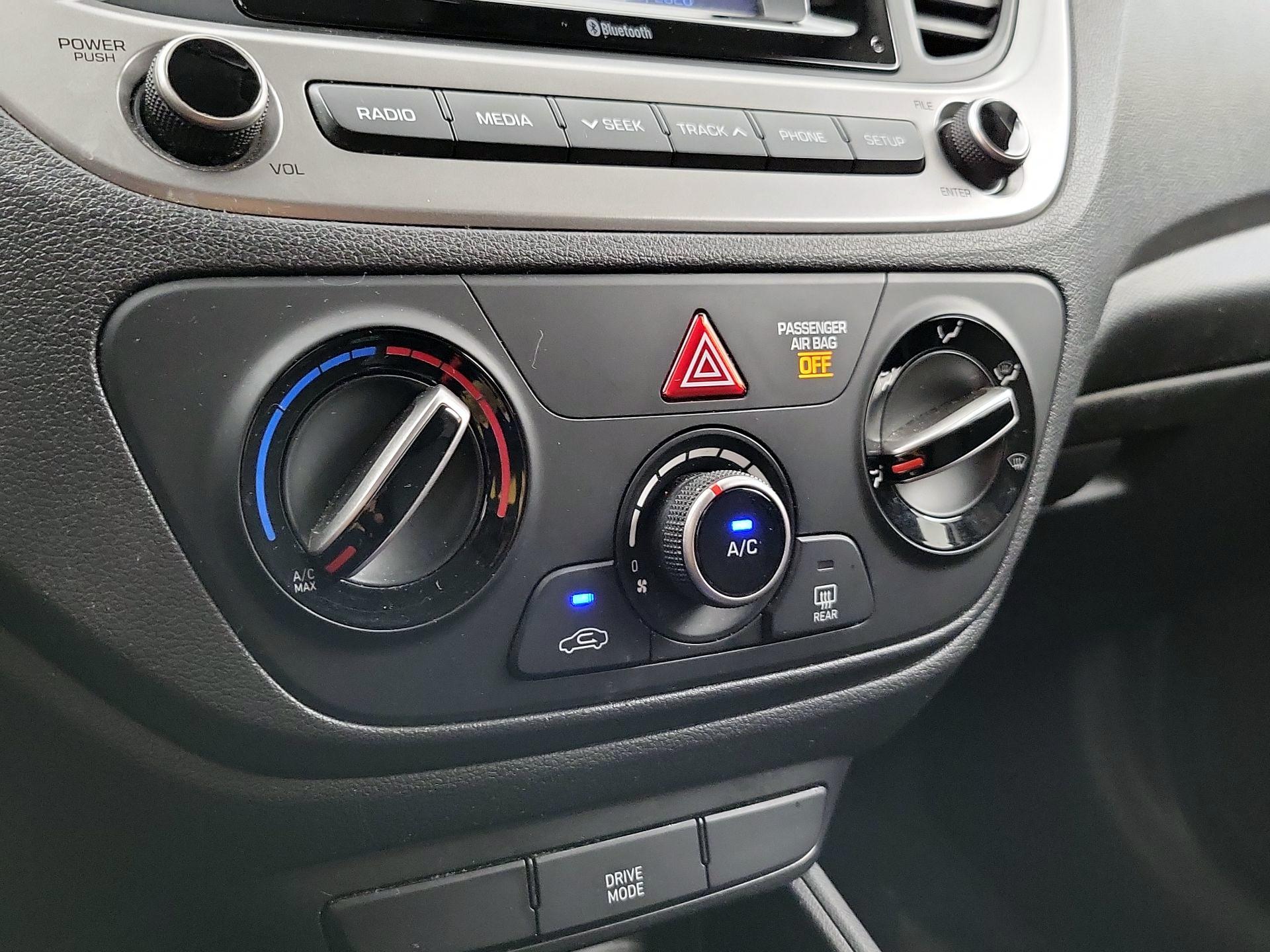 Thumbnail: 2019 Hyundai Accent - 16