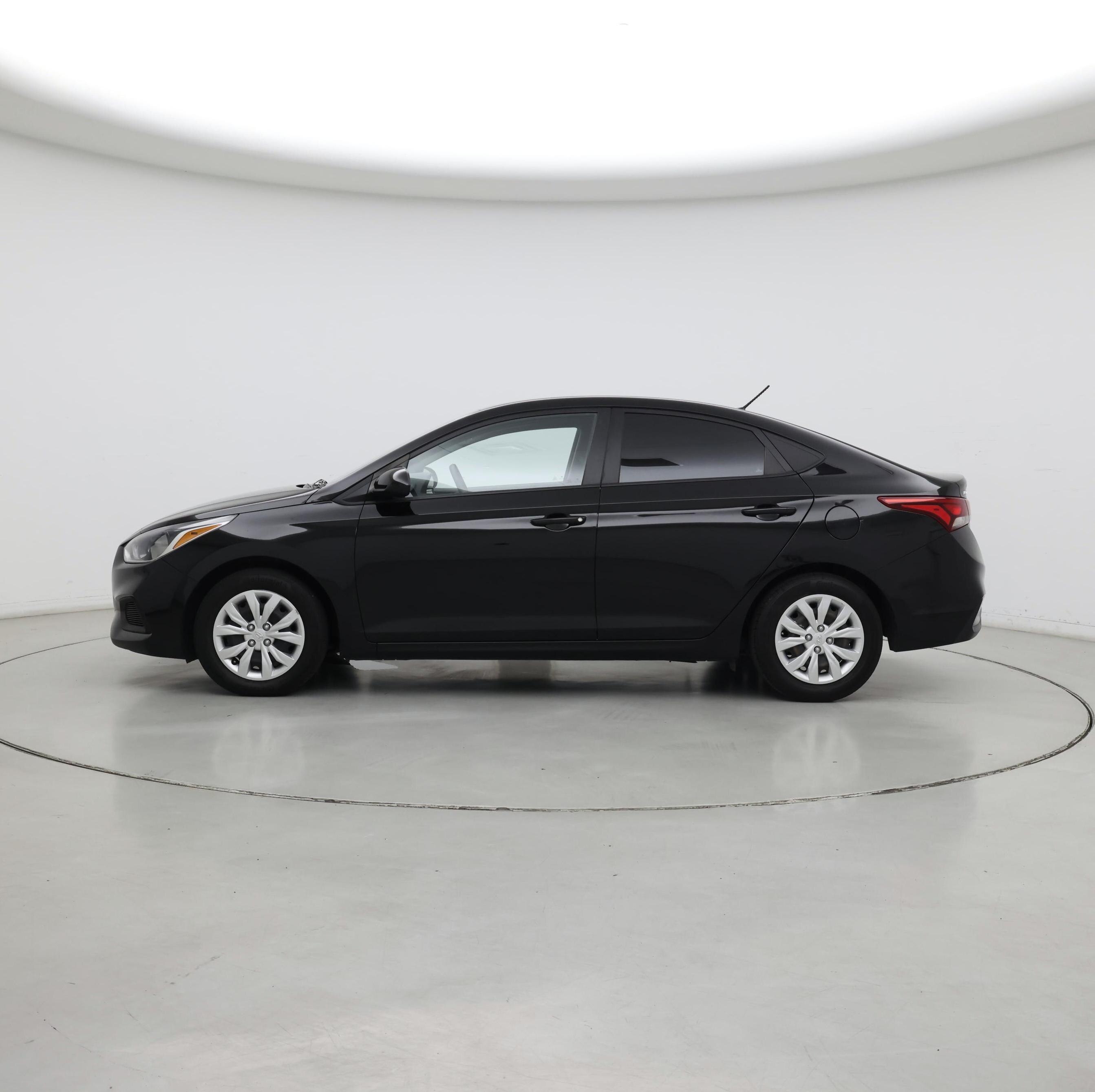 Thumbnail: 2019 Hyundai Accent - 3