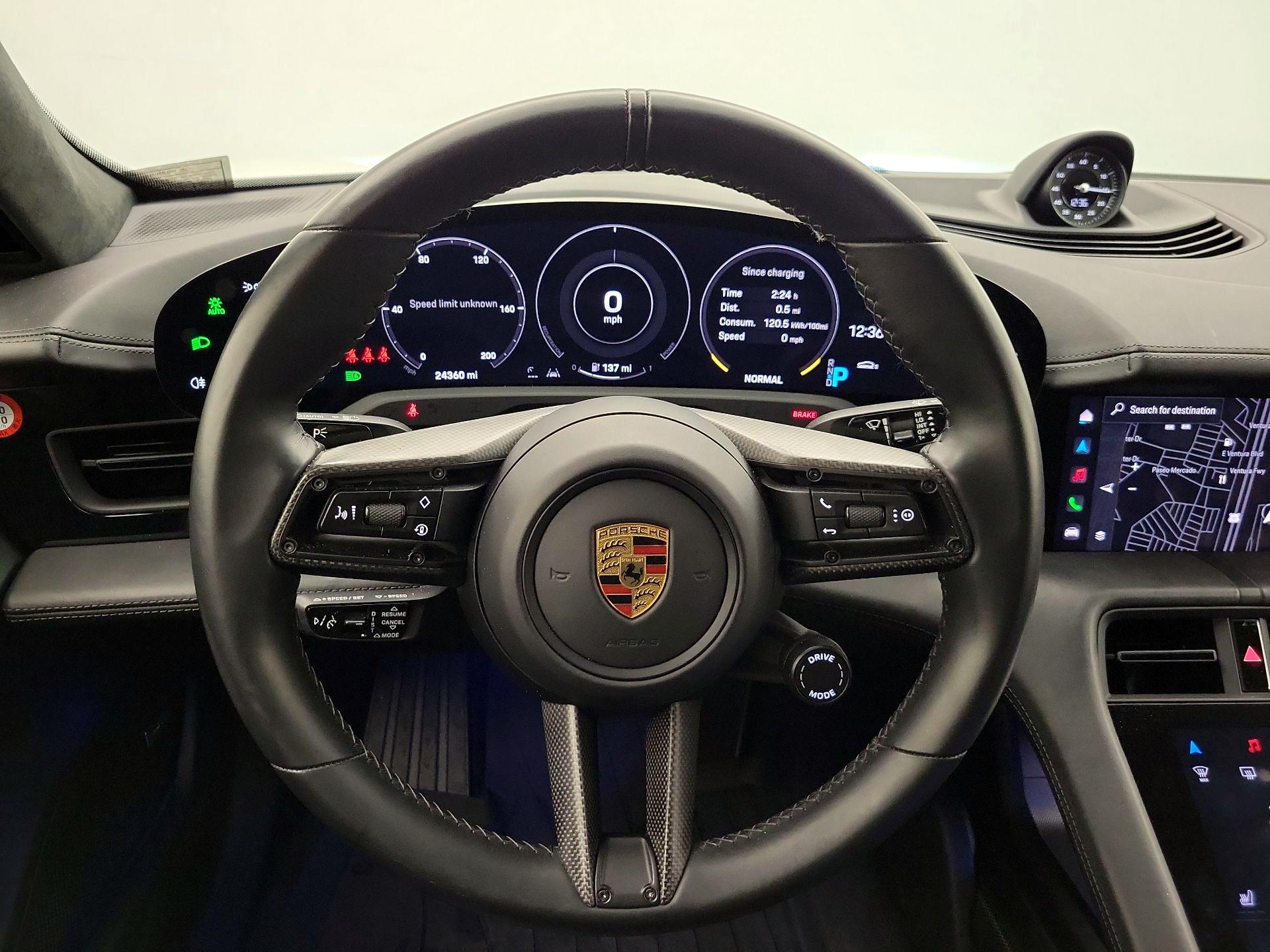 Thumbnail: 2021 Porsche Taycan - 10