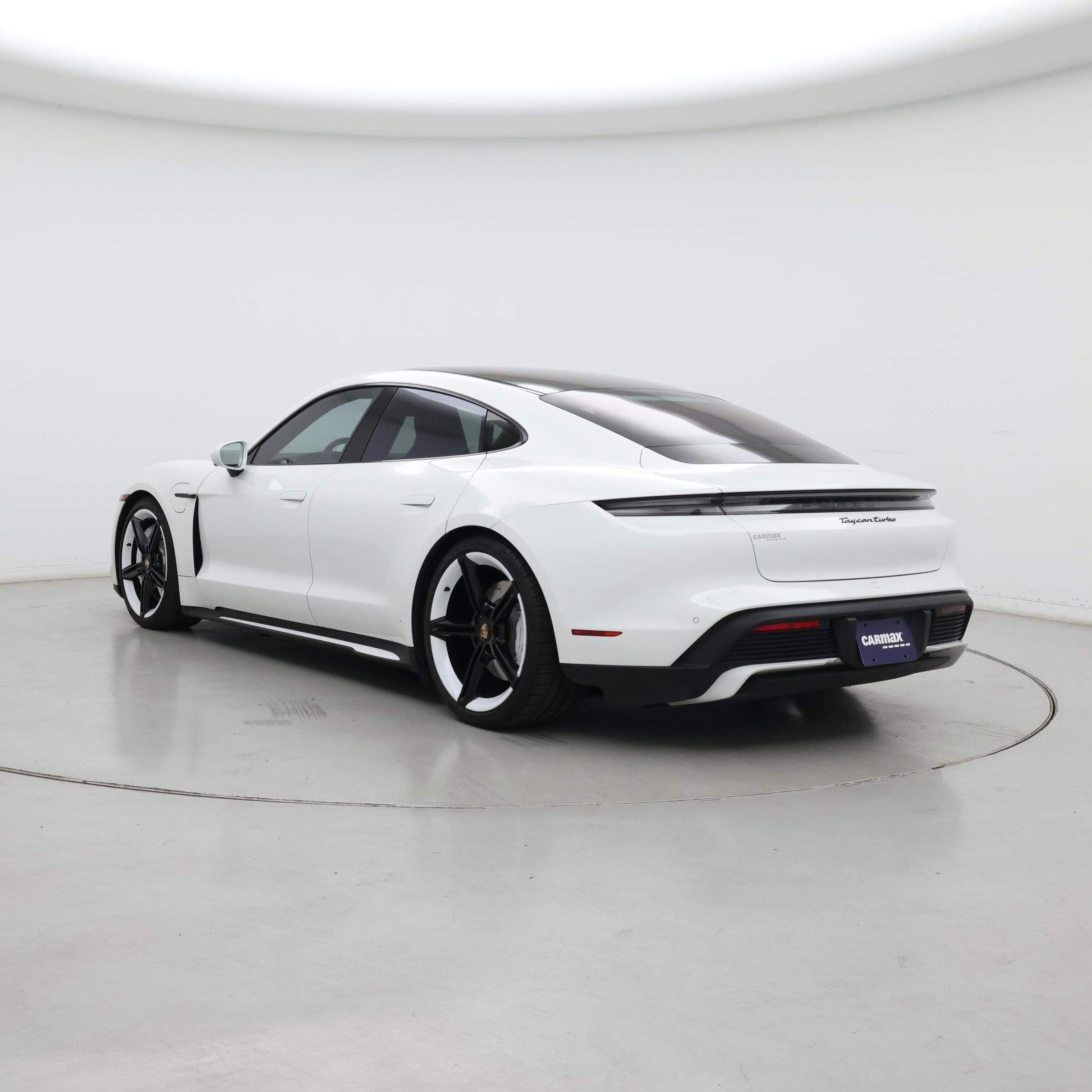 Thumbnail: 2021 Porsche Taycan - 2