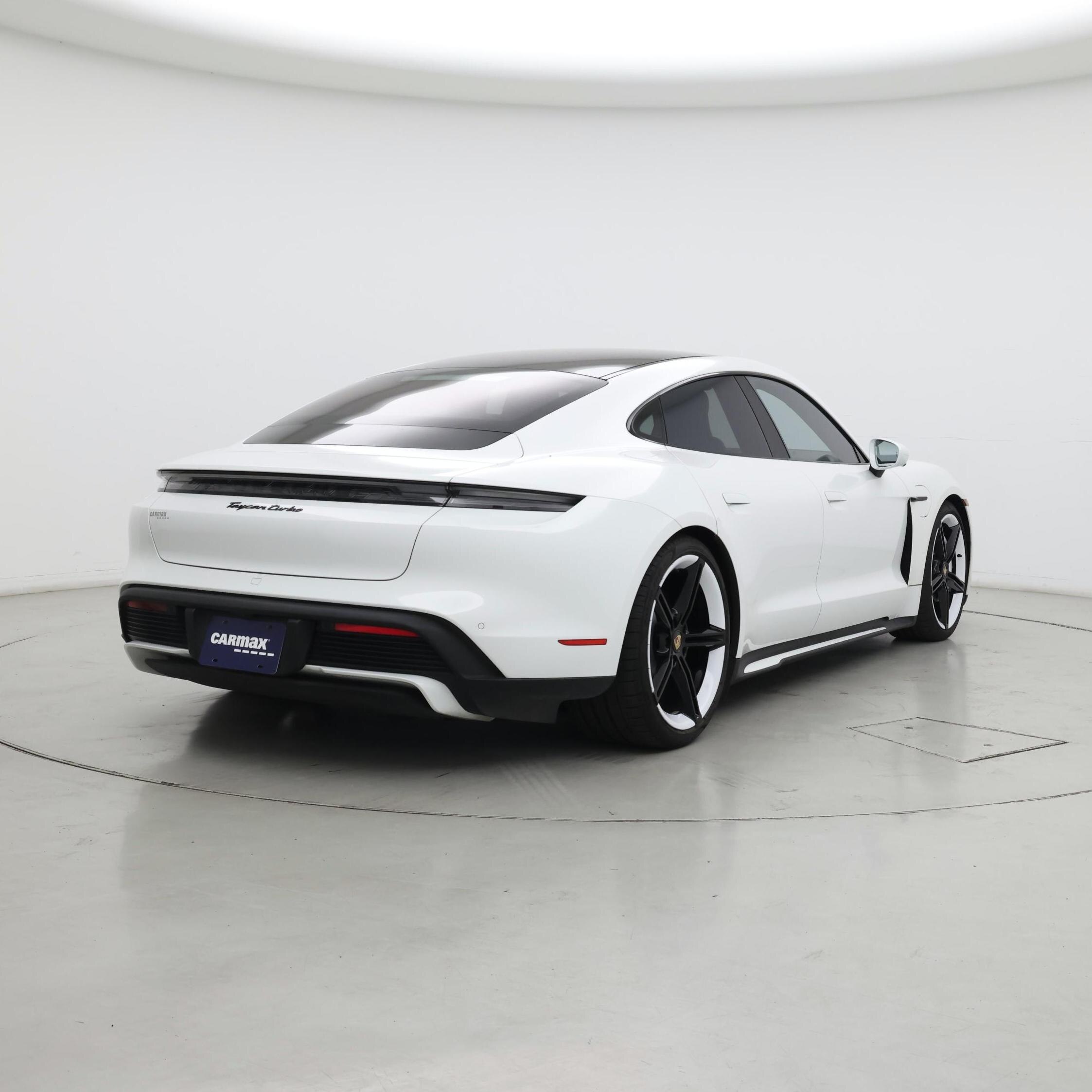Thumbnail: 2021 Porsche Taycan - 8