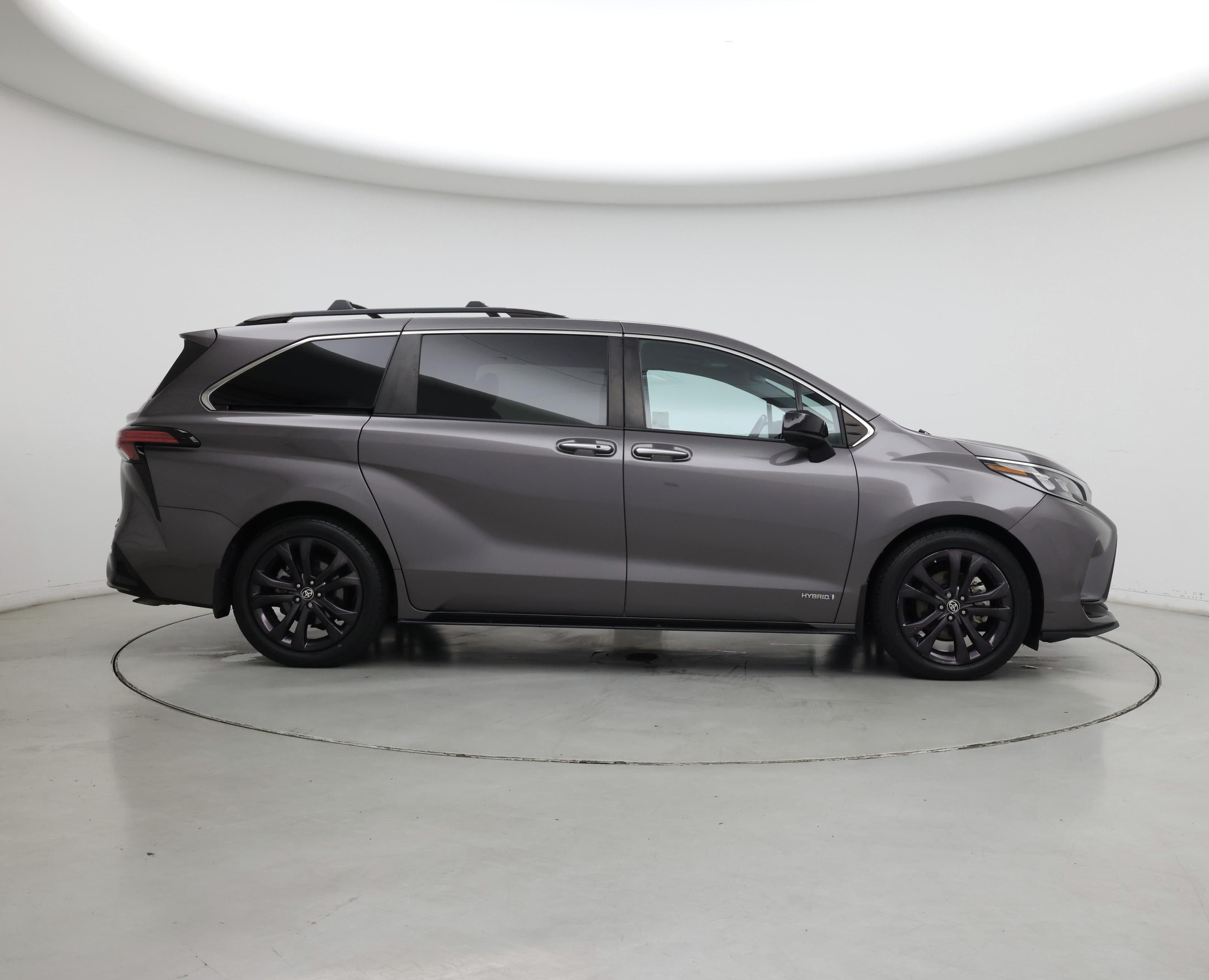 Thumbnail: 2021 Toyota Sienna - 7
