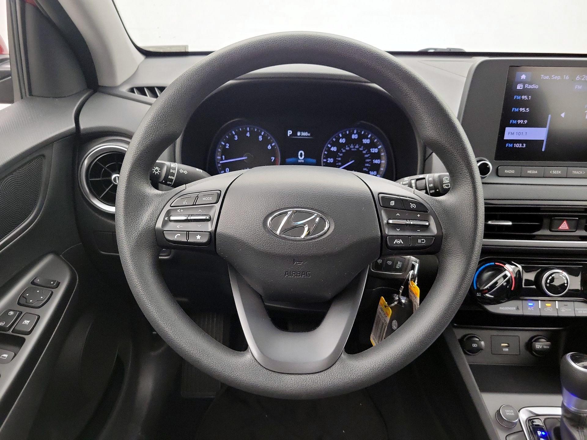 Thumbnail: 2022 Hyundai Kona - 10