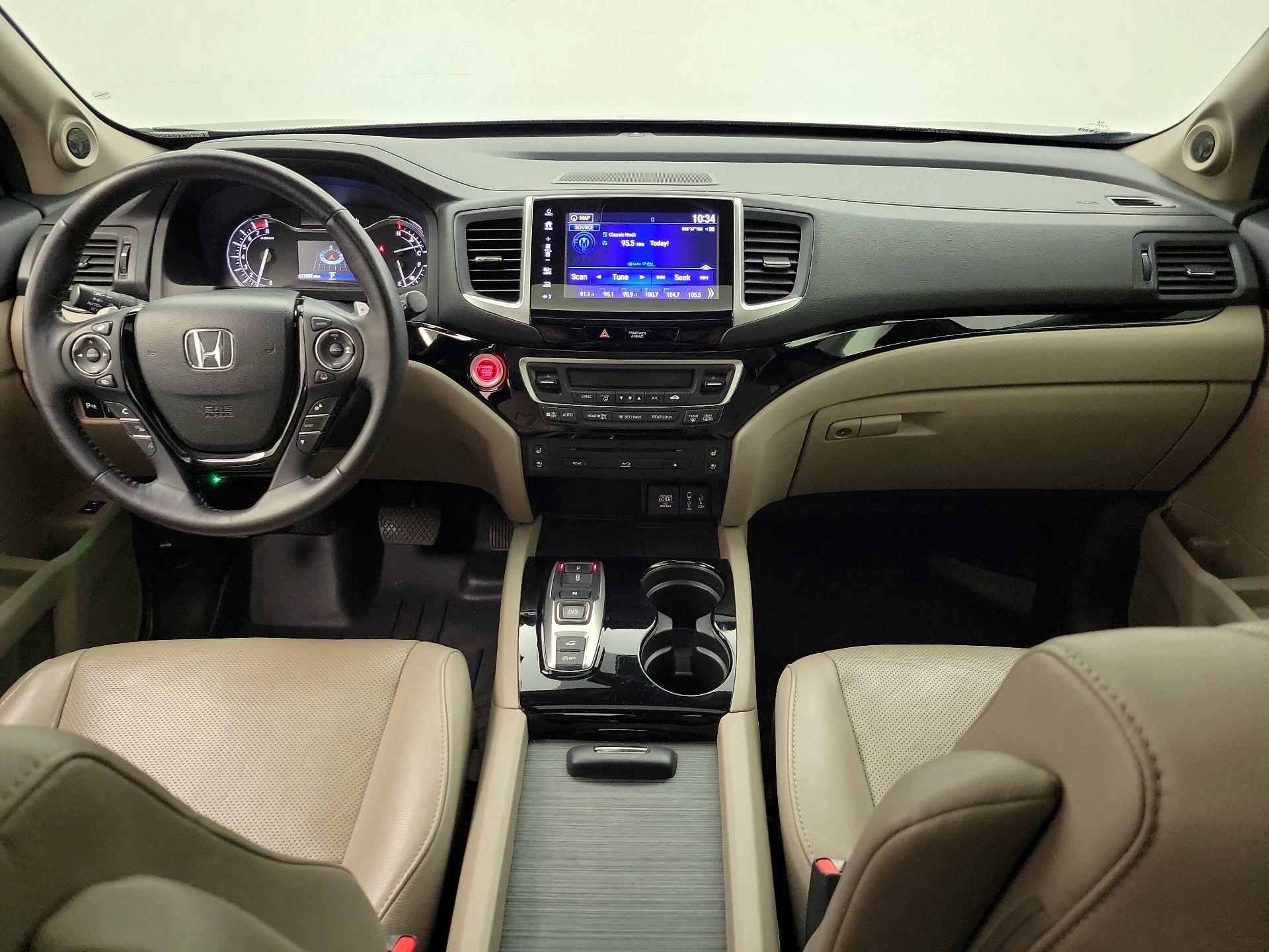 Thumbnail: 2018 Honda Pilot - 9