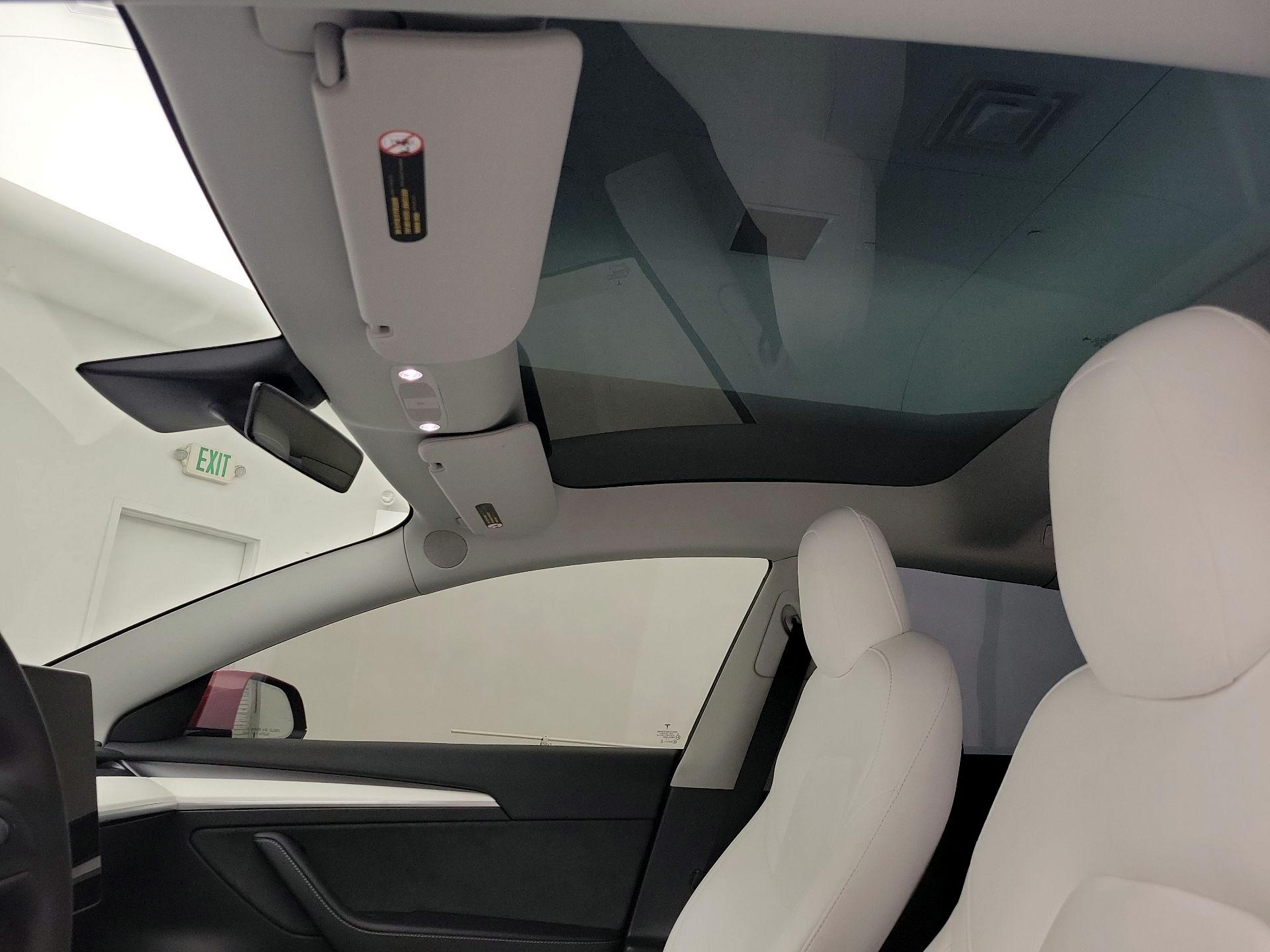 Thumbnail: 2022 Tesla Model 3 - 19