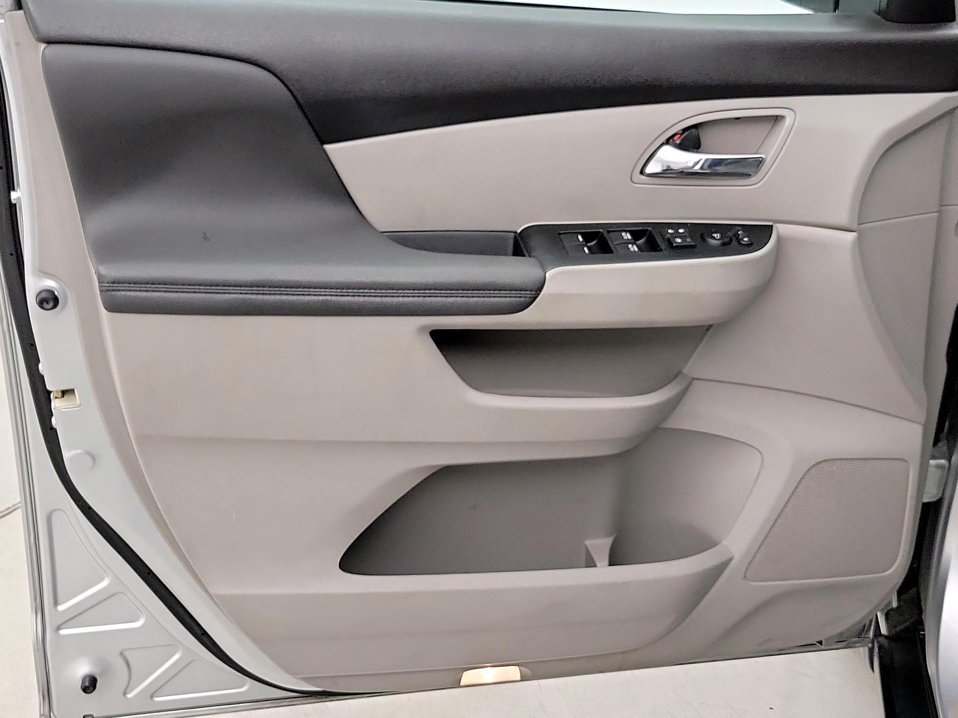Thumbnail: 2014 Honda Odyssey - 12