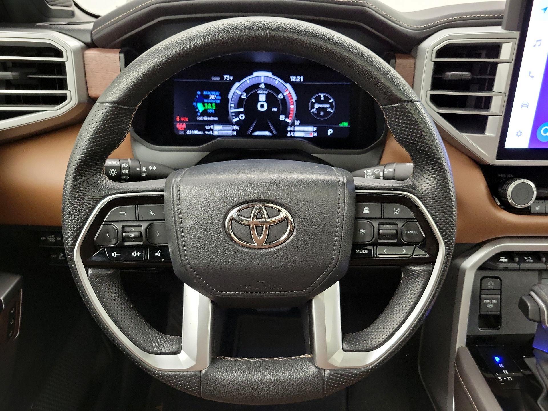Thumbnail: 2022 Toyota Tundra - 10