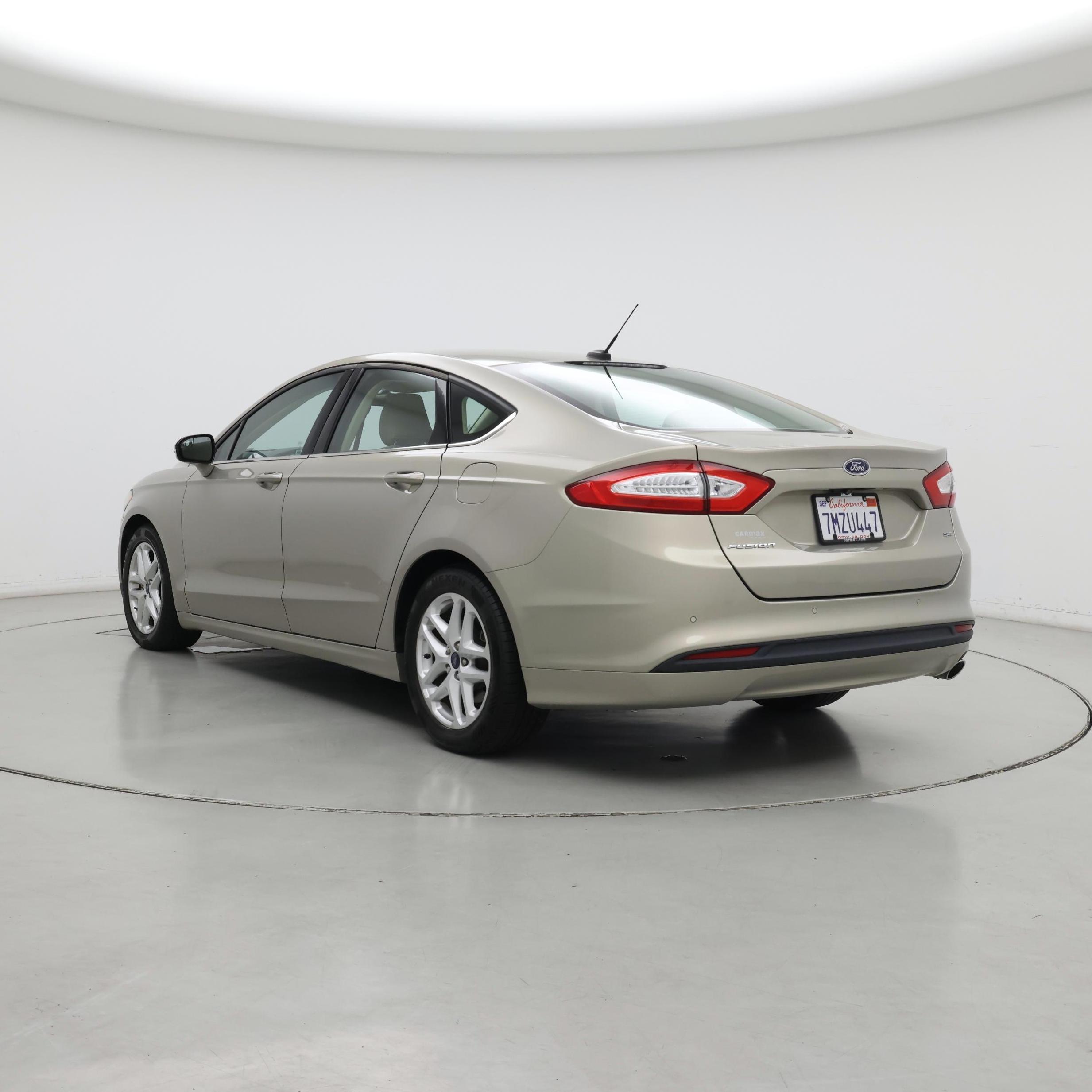 Thumbnail: 2016 Ford Fusion - 2