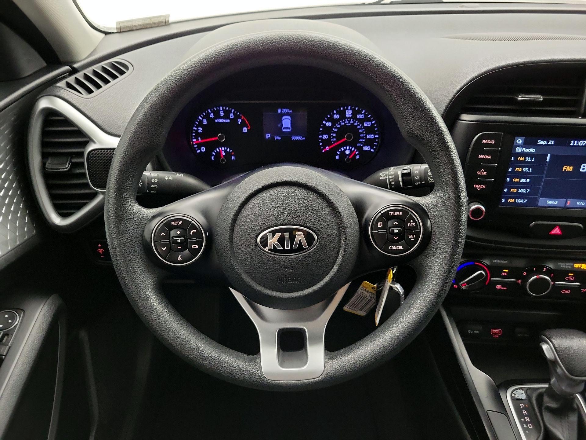 Thumbnail: 2020 Kia Soul - 10