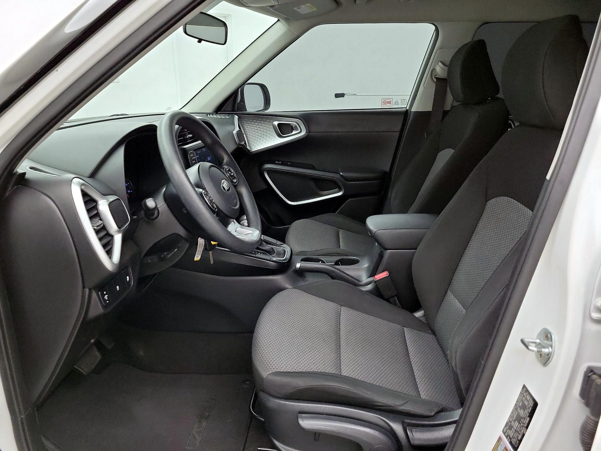 Thumbnail: 2020 Kia Soul - 11