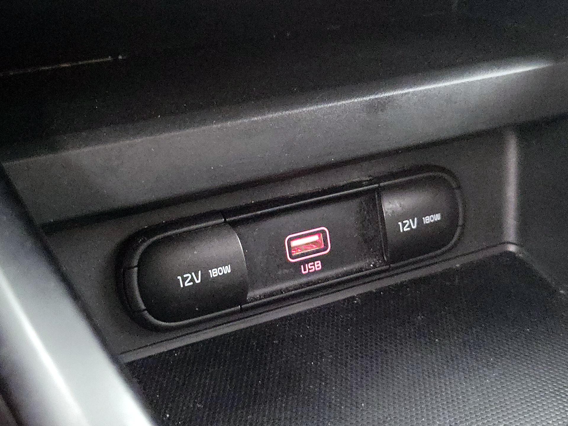 Thumbnail: 2020 Kia Soul - 18