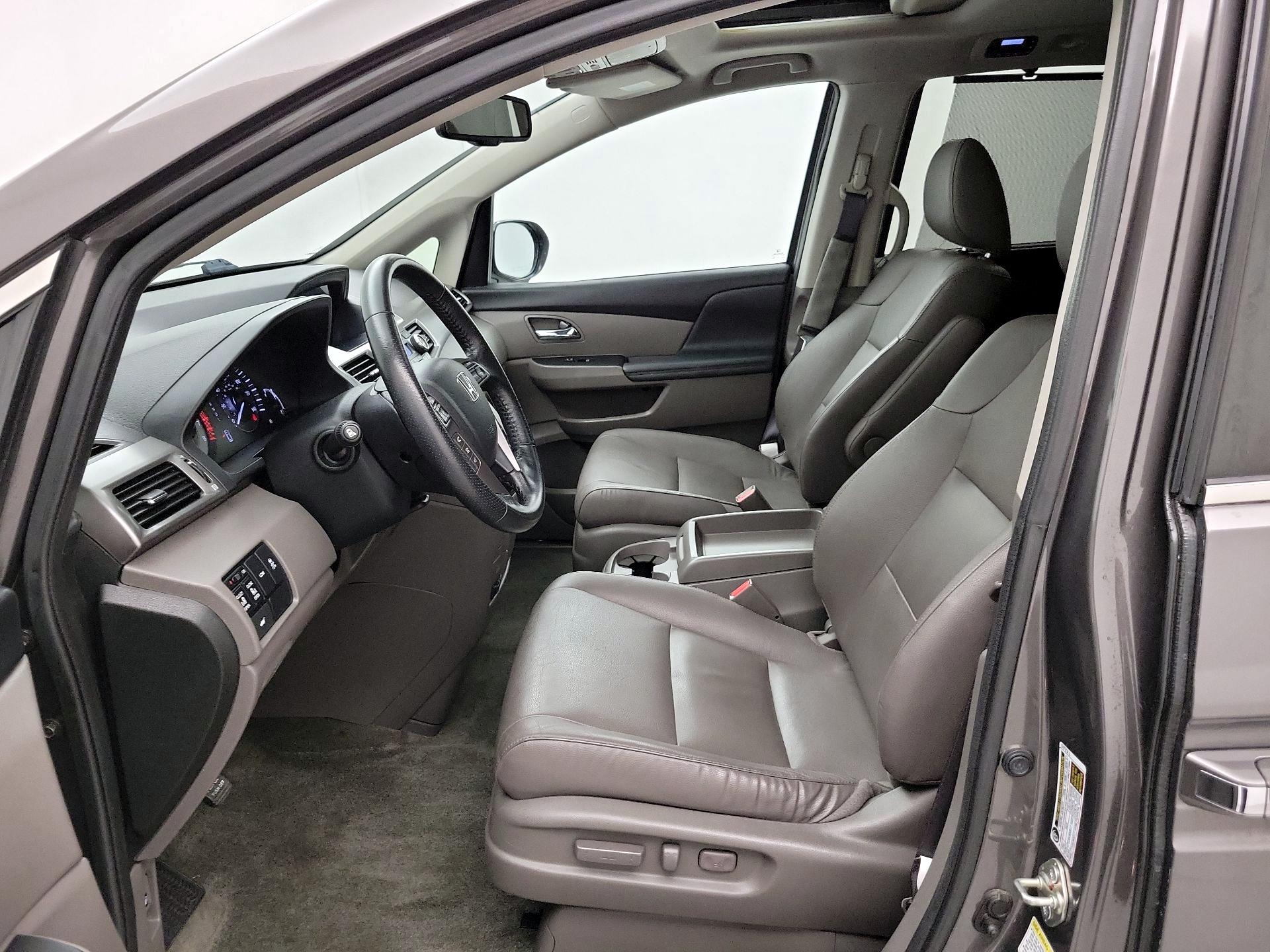 Thumbnail: 2015 Honda Odyssey - 11